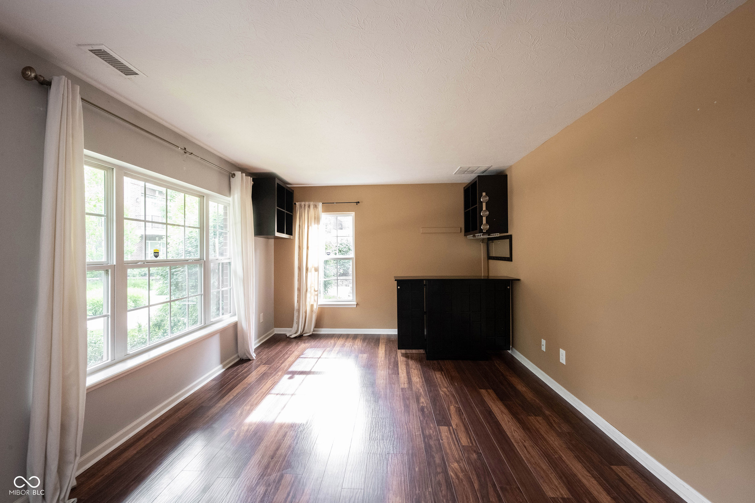 11910 Riley Drive Unit: 5