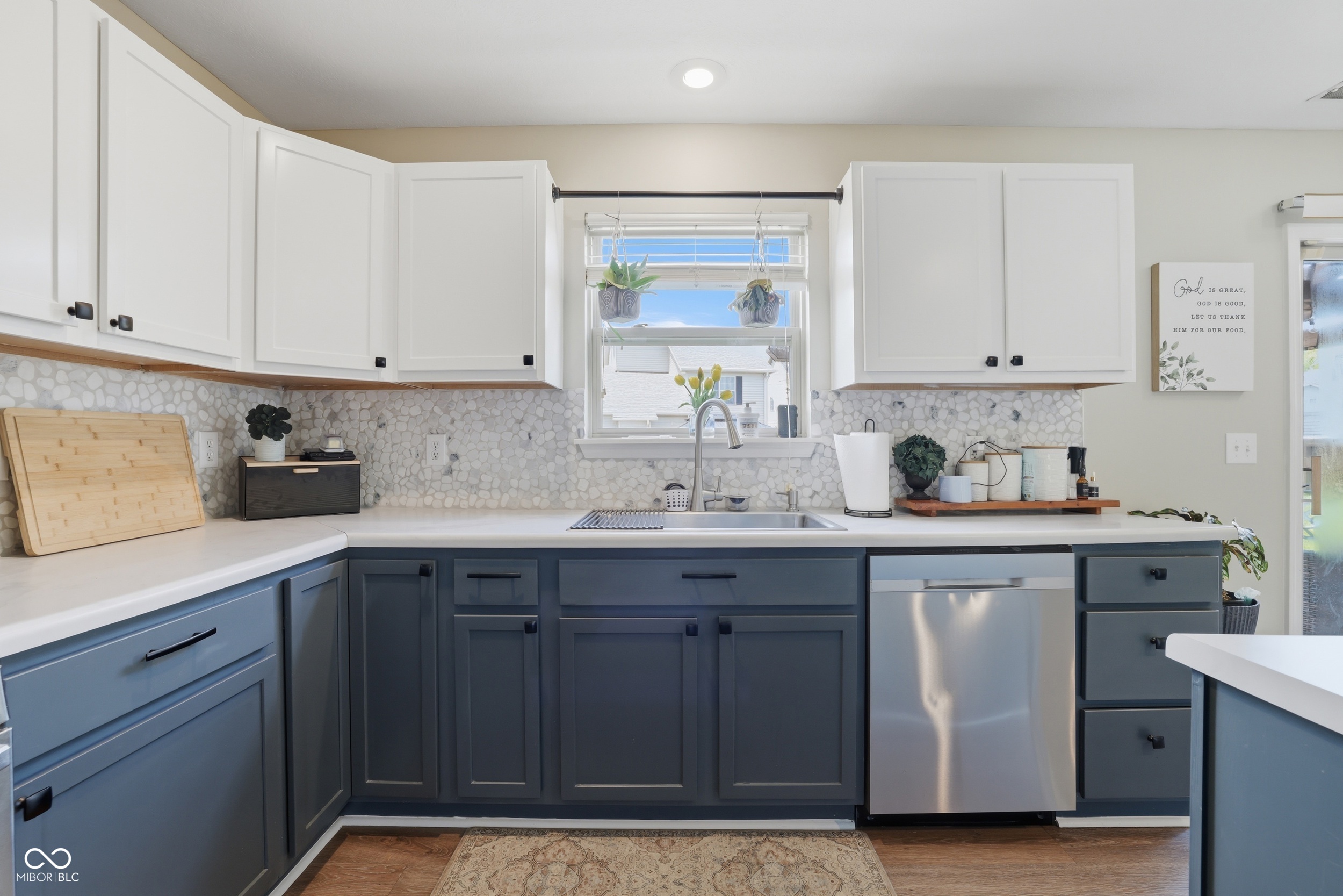 2536 Lorentson Court