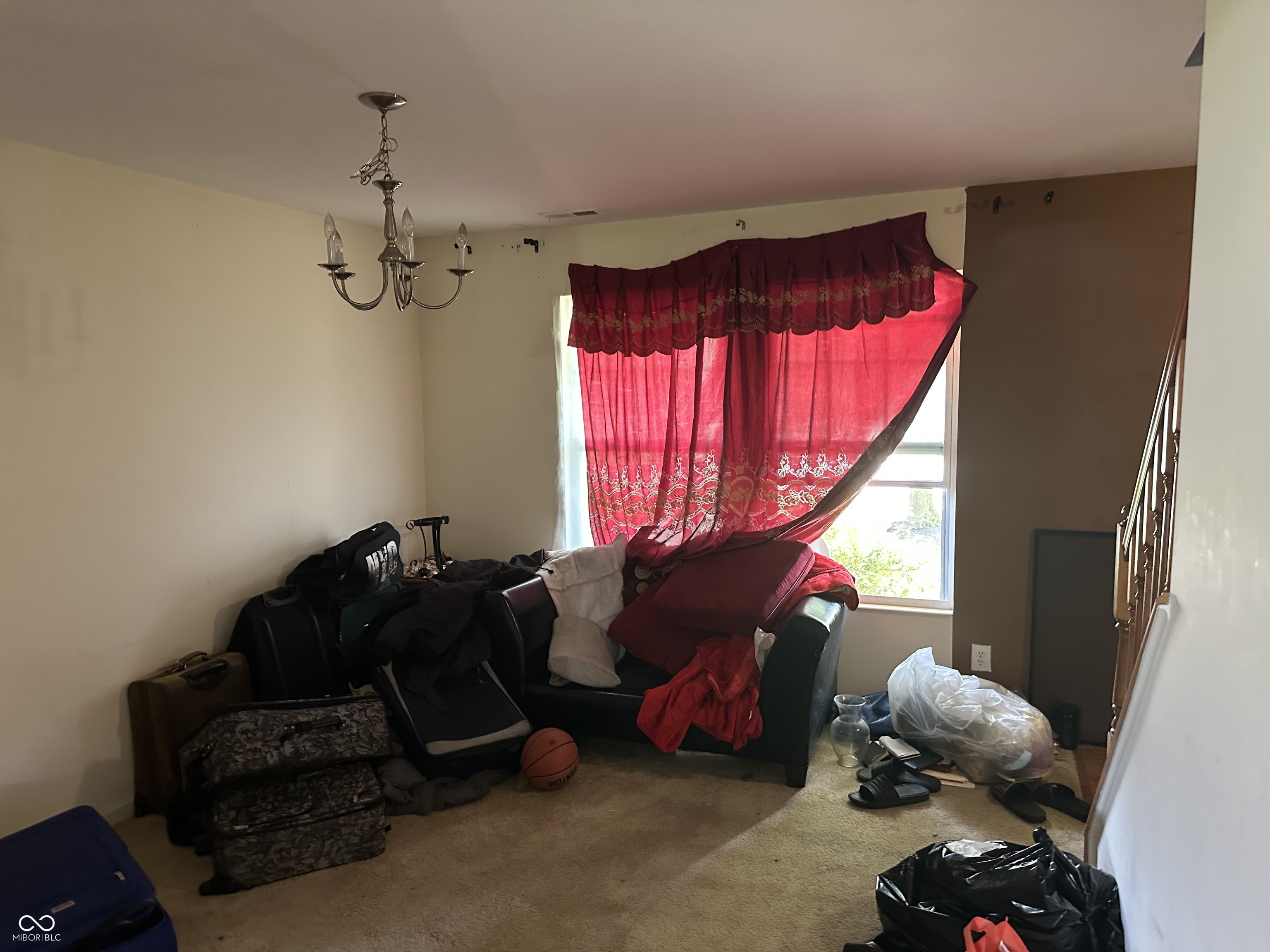 2560 Cabin Hill Road