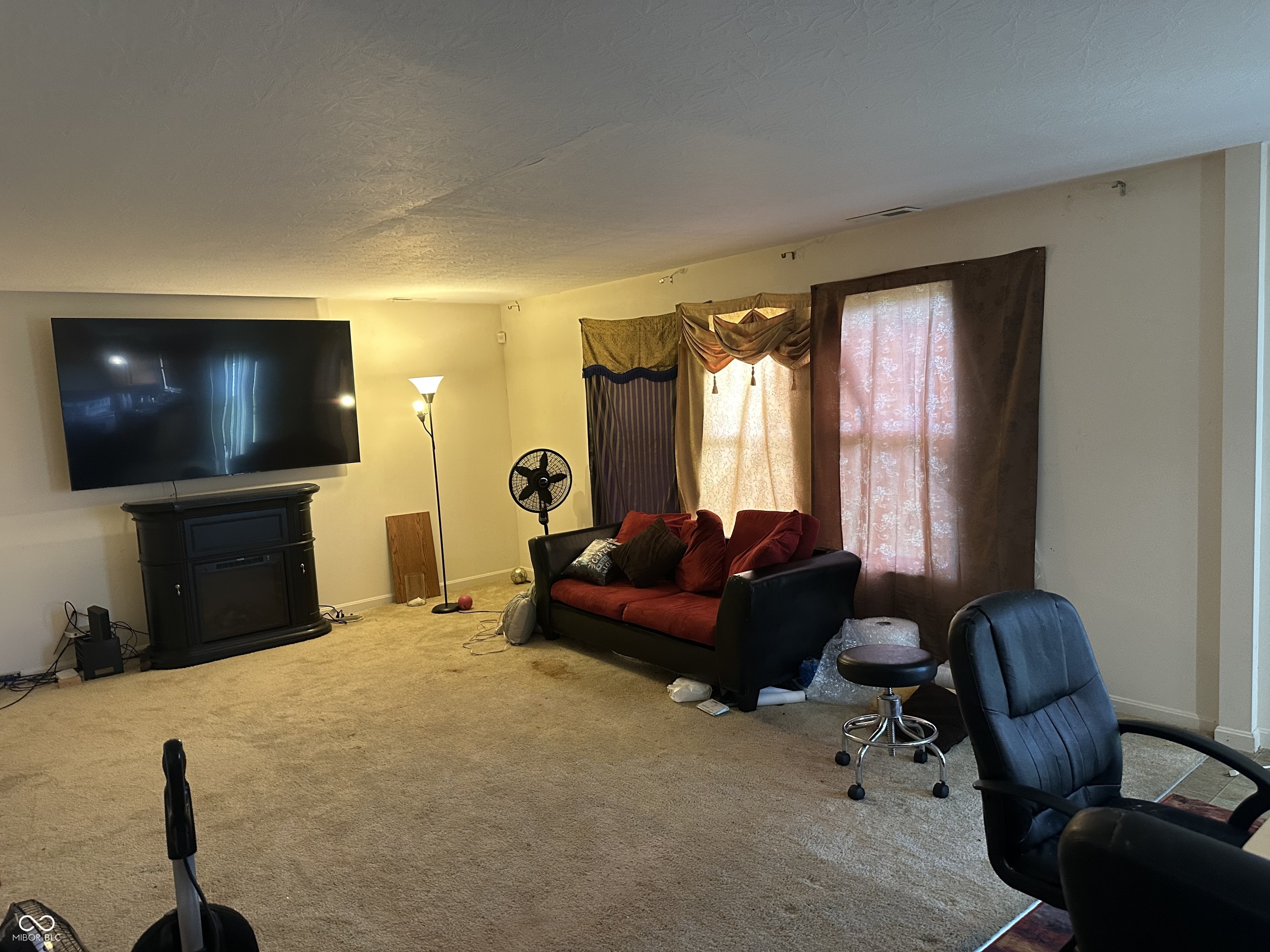 2560 Cabin Hill Road