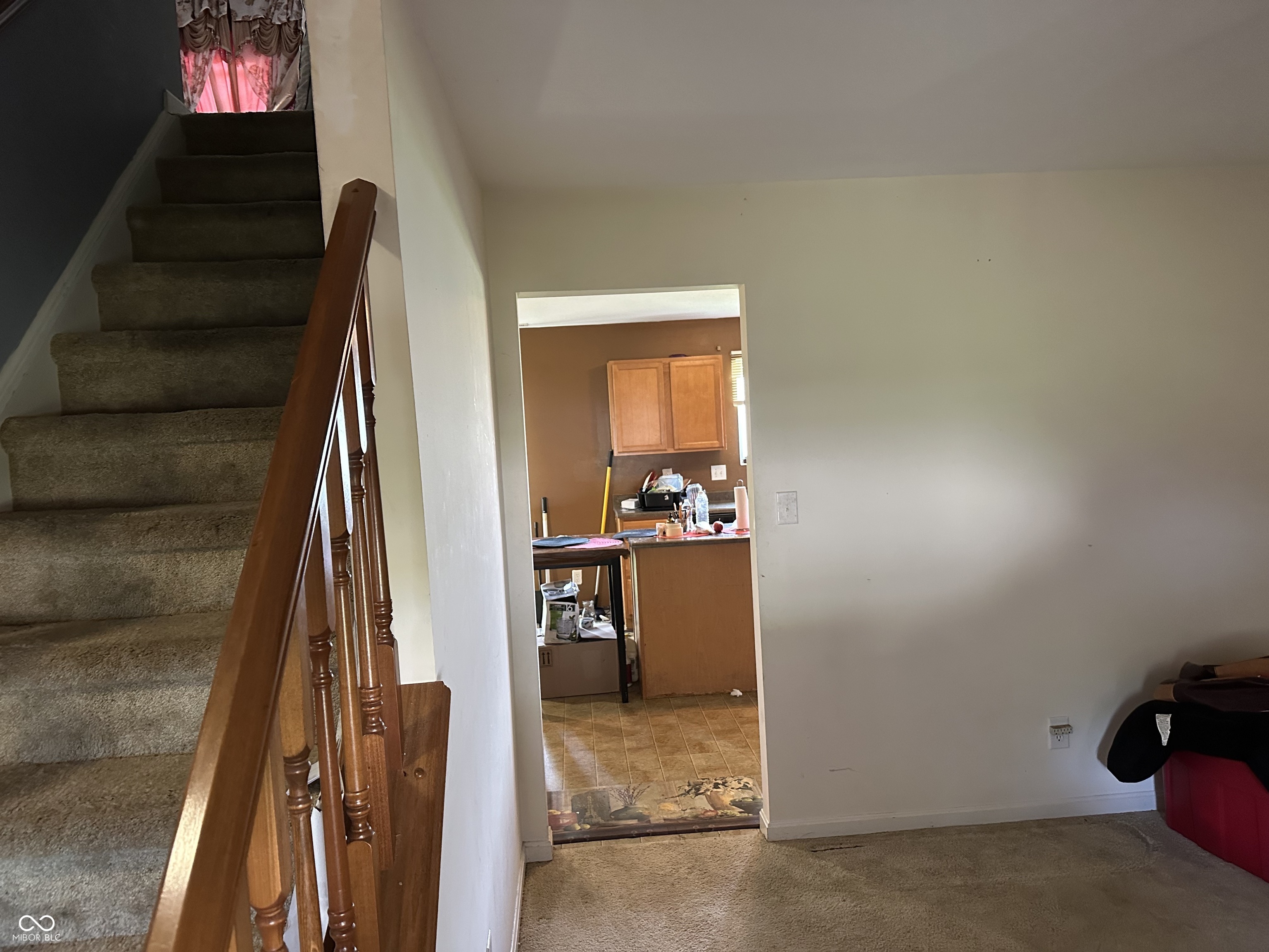 2560 Cabin Hill Road