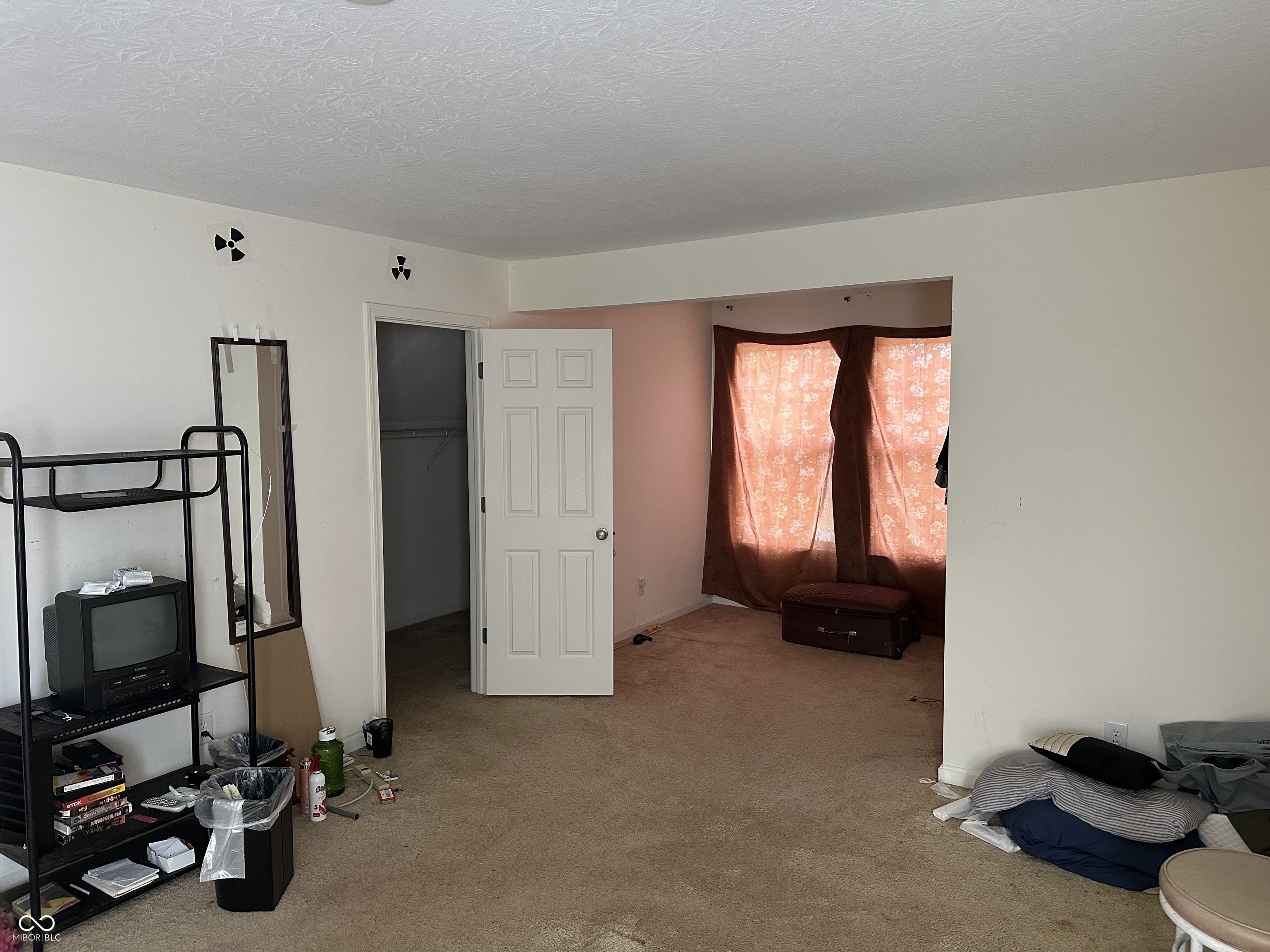 2560 Cabin Hill Road