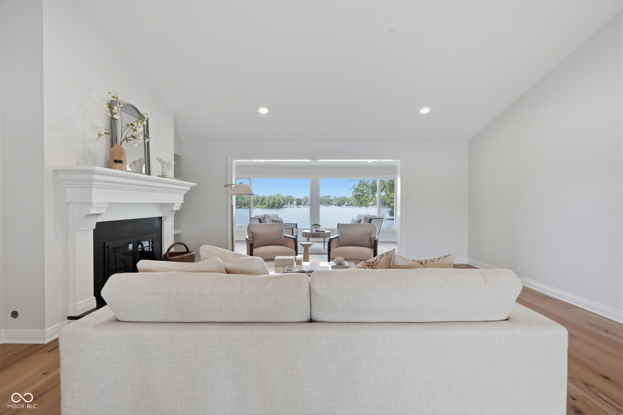 3777 Bay Road North Drive