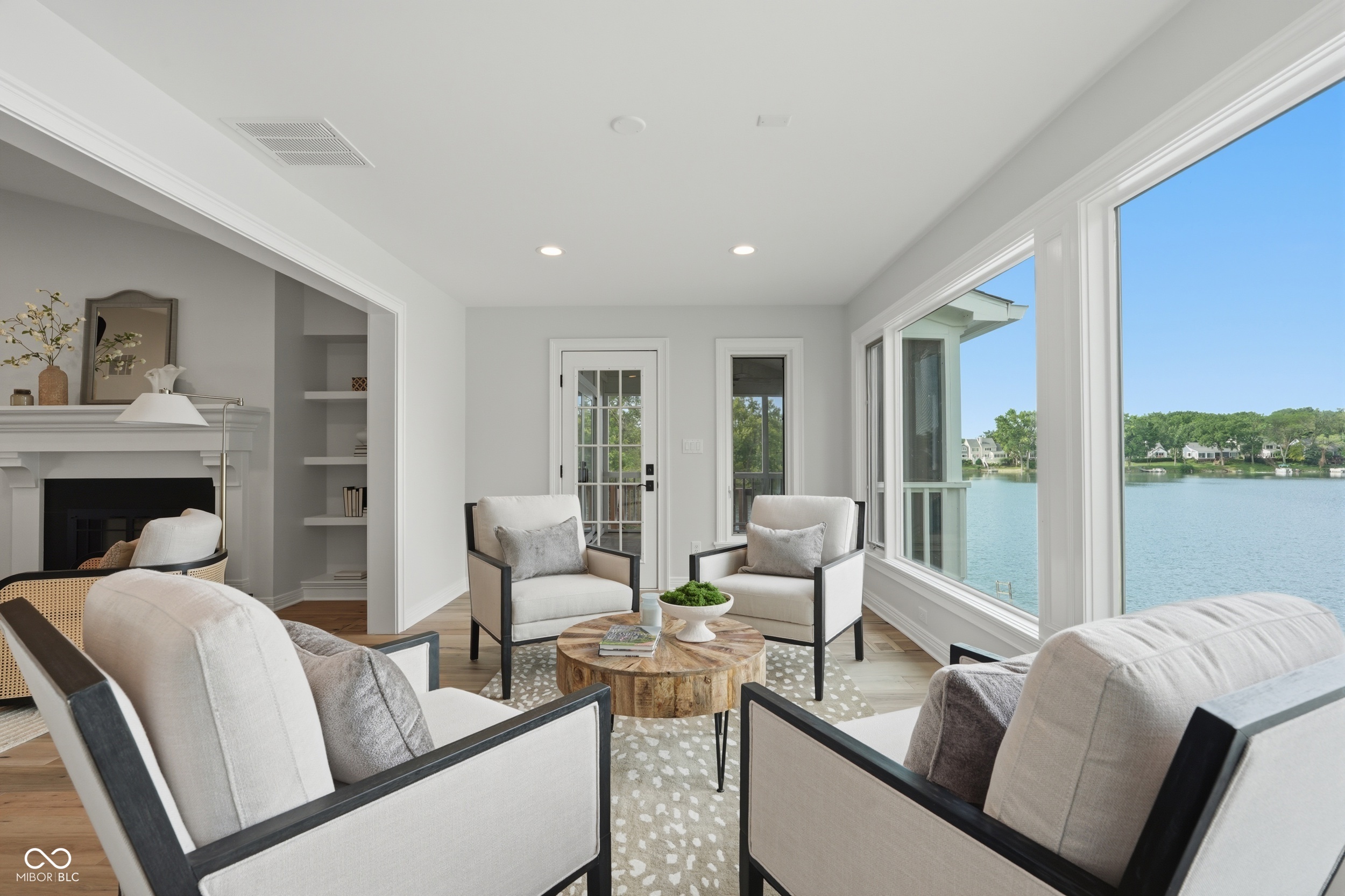 3777 Bay Road North Drive