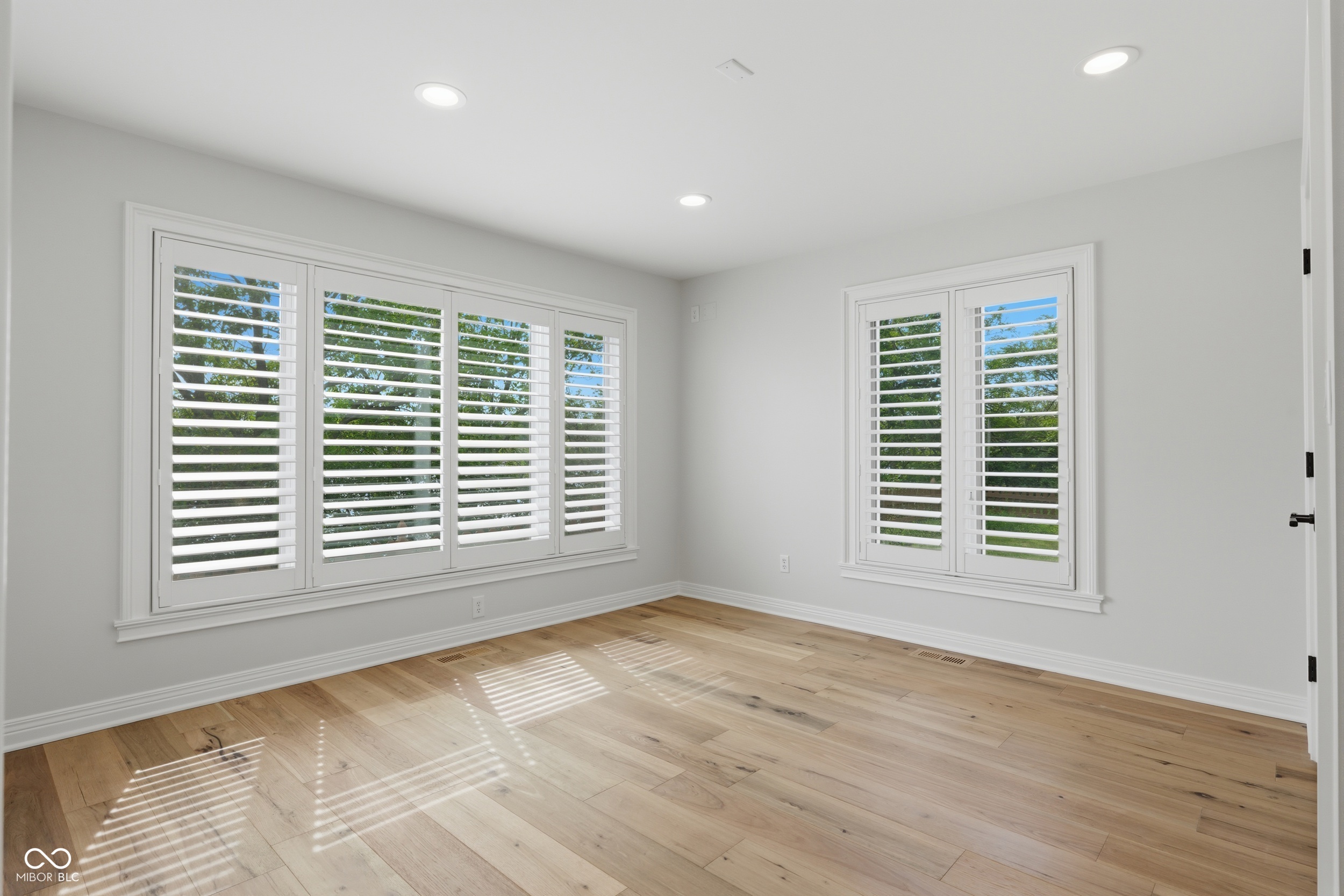 3777 Bay Road North Drive