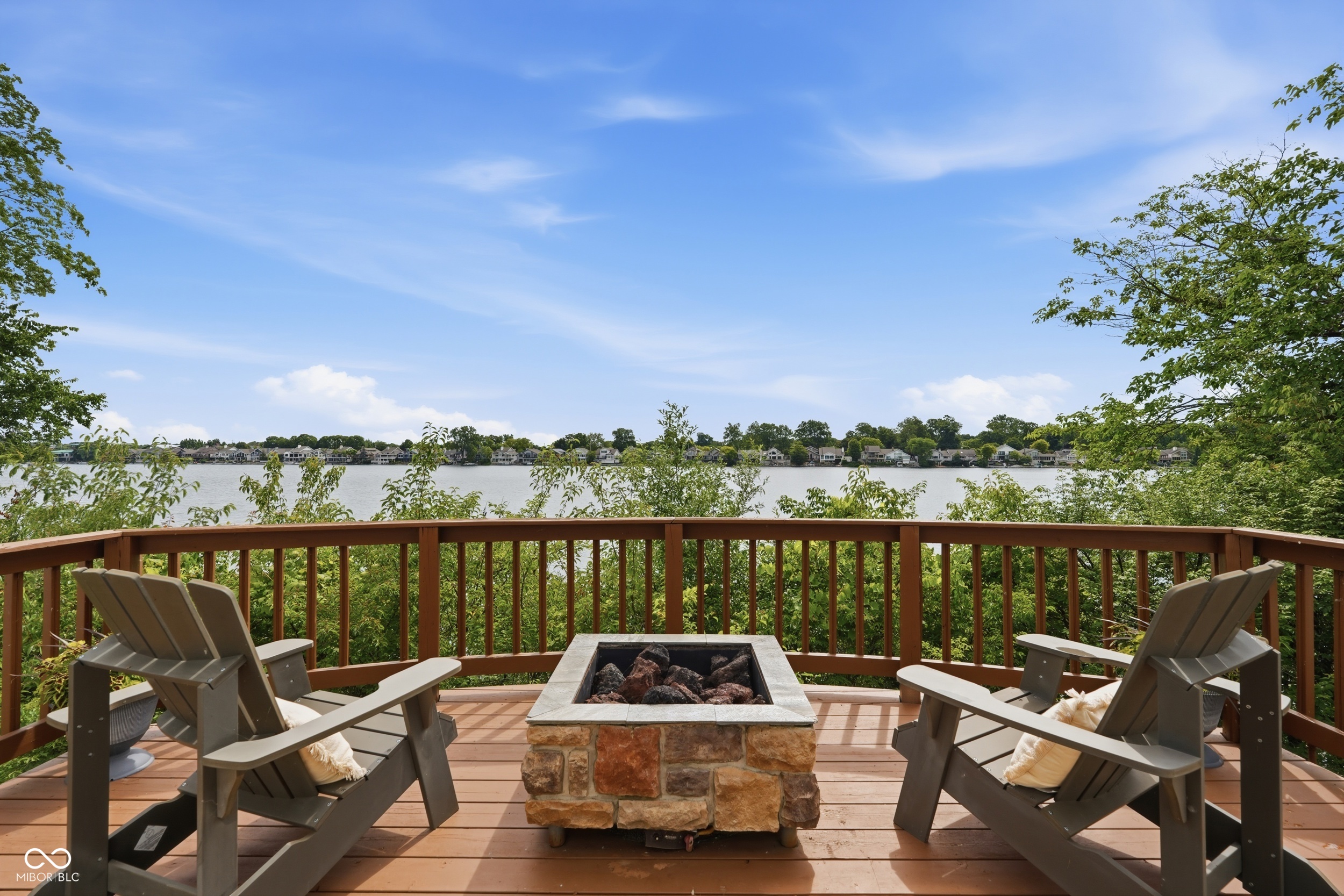 3777 Bay Road North Drive