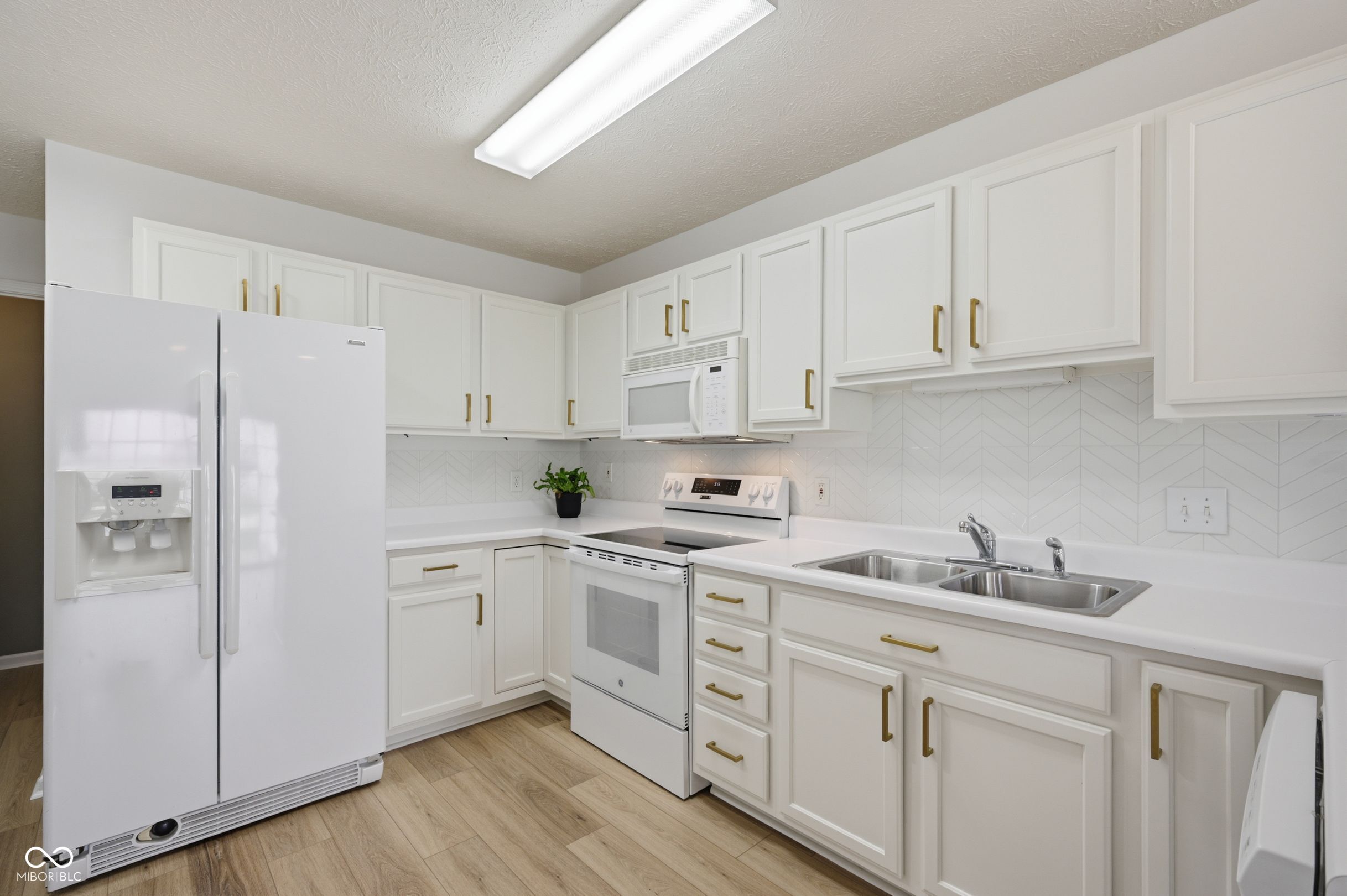 5922 Marina View Lane