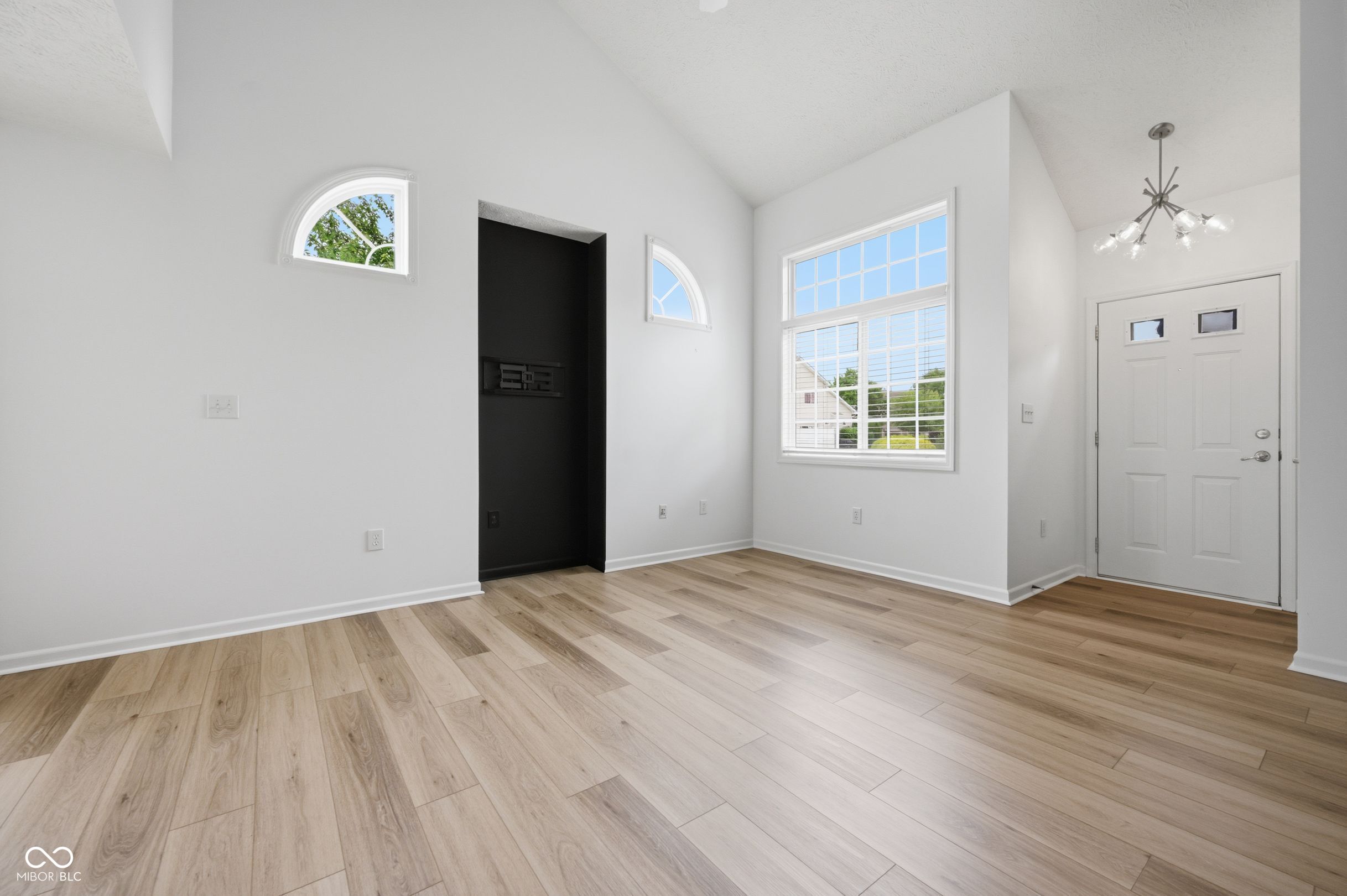5922 Marina View Lane