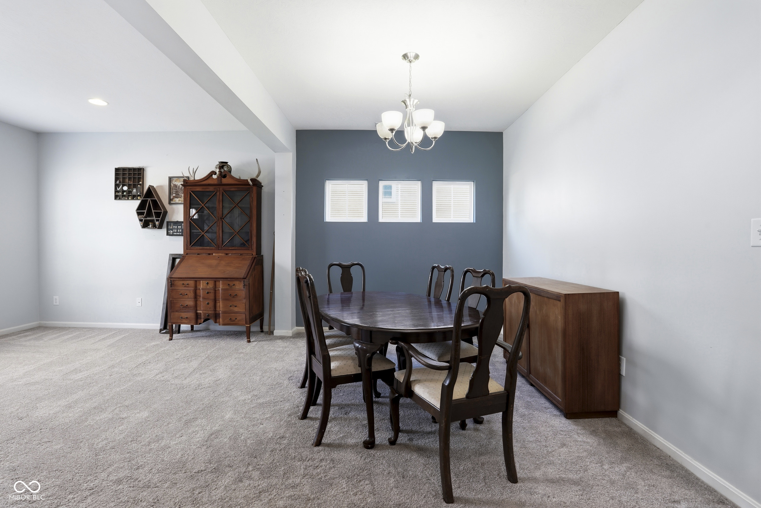 2501 Autumn Road