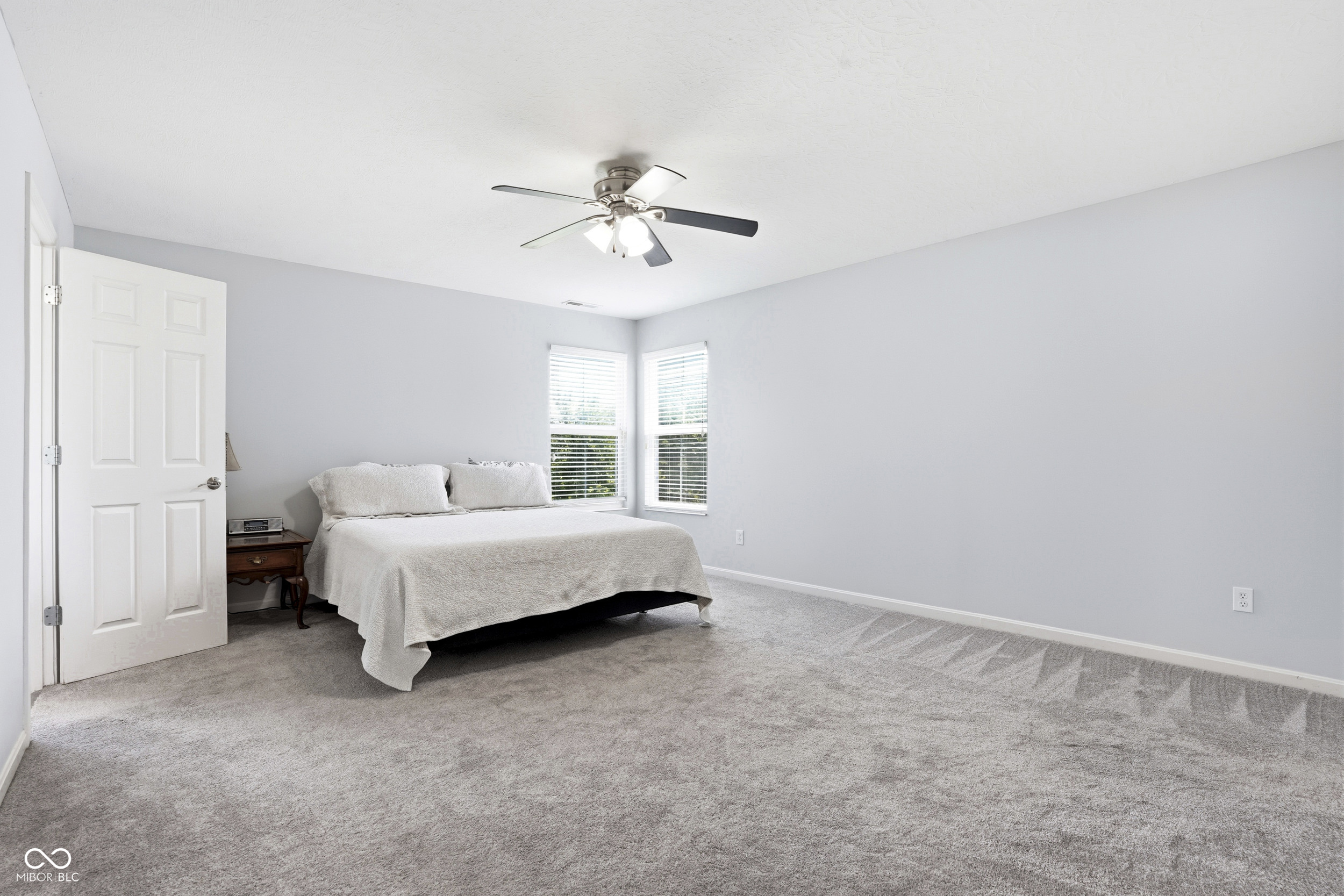 2501 Autumn Road