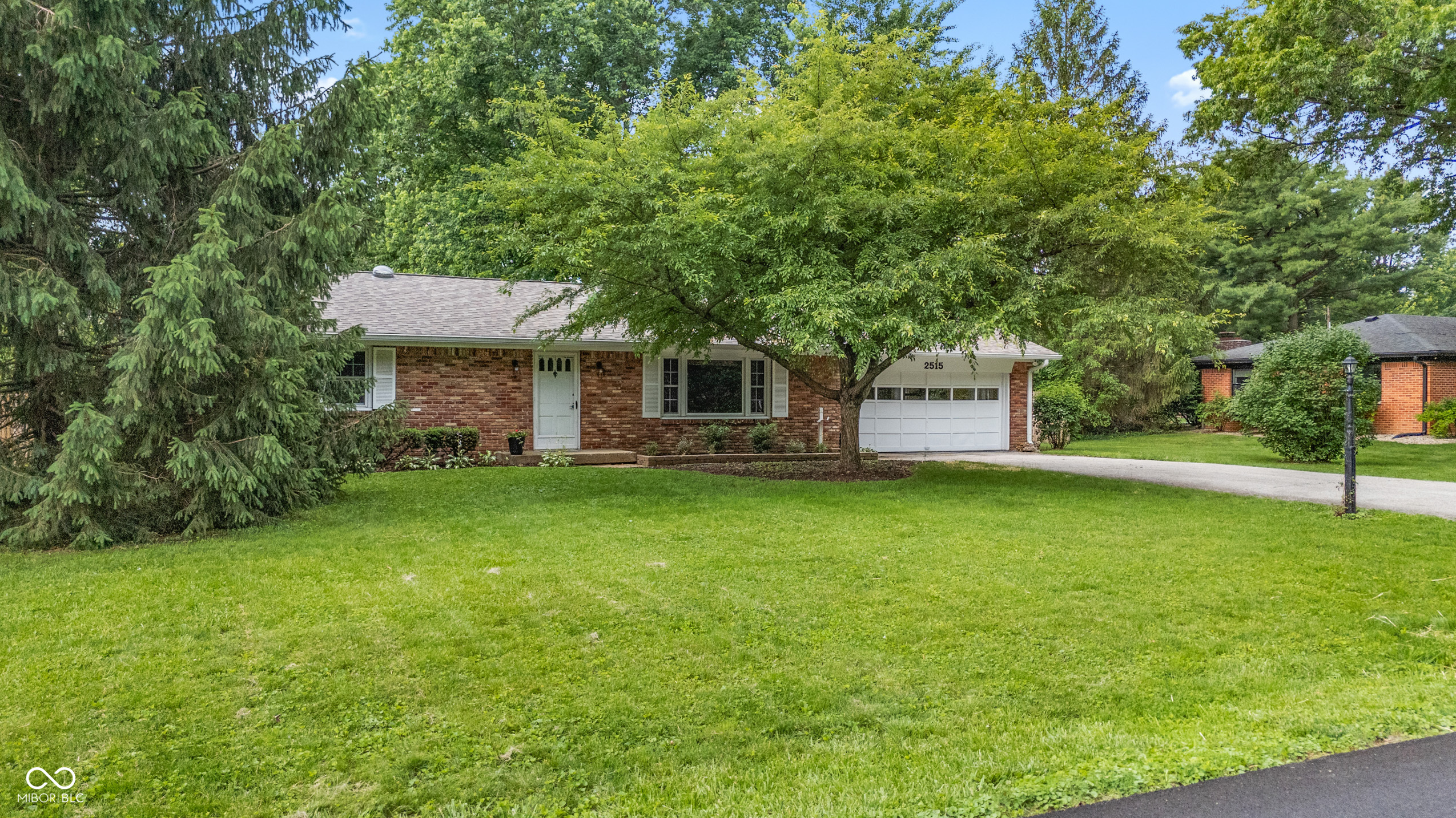 2515 E 99th Street