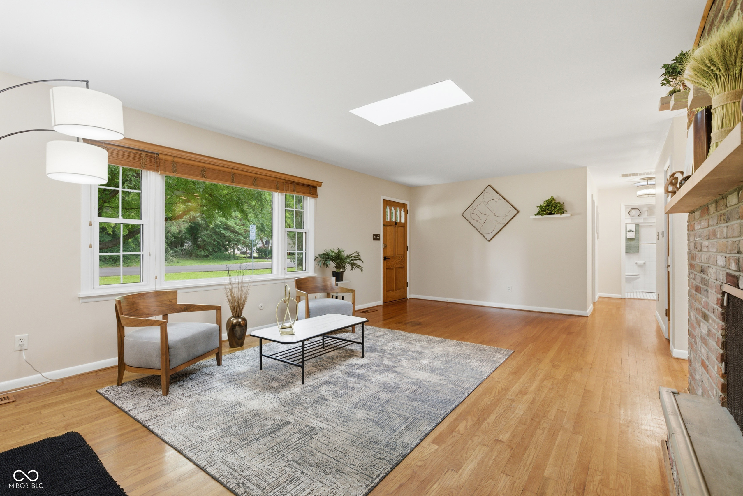 2515 E 99th Street