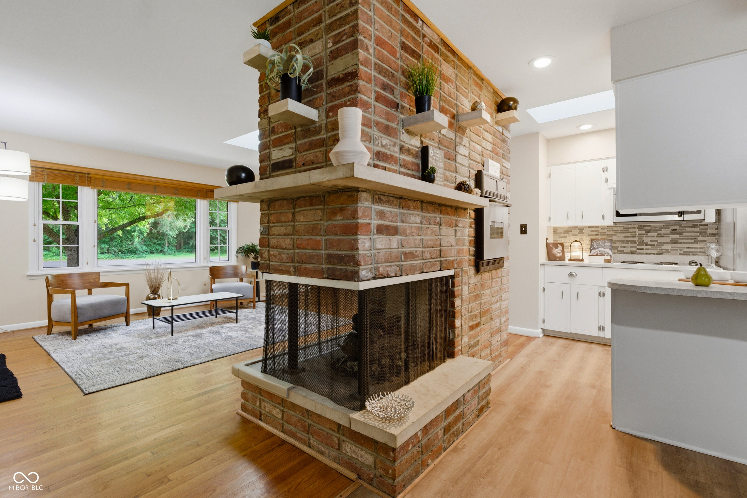 2515 E 99th Street