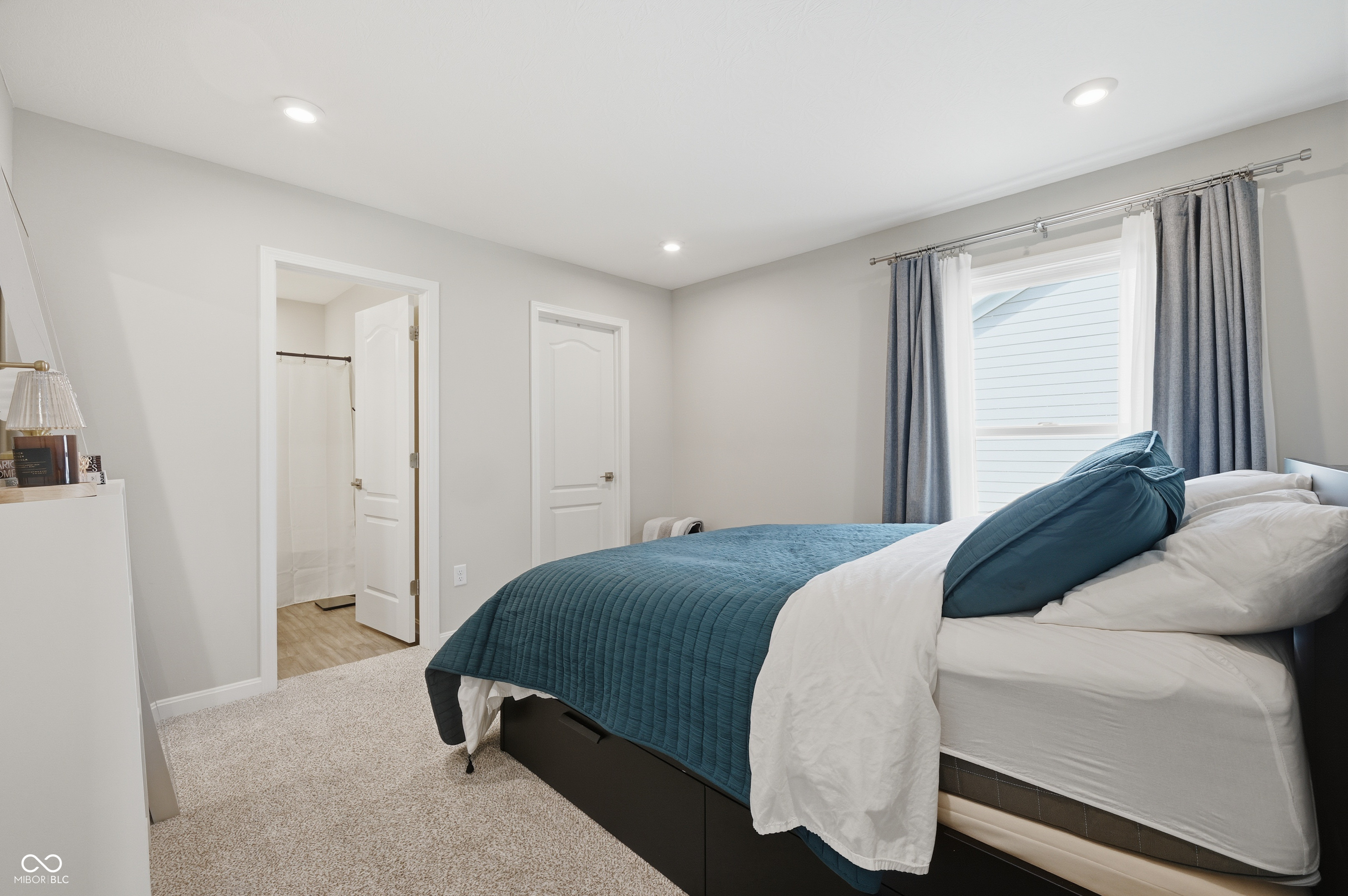 227 Oakhurst Way