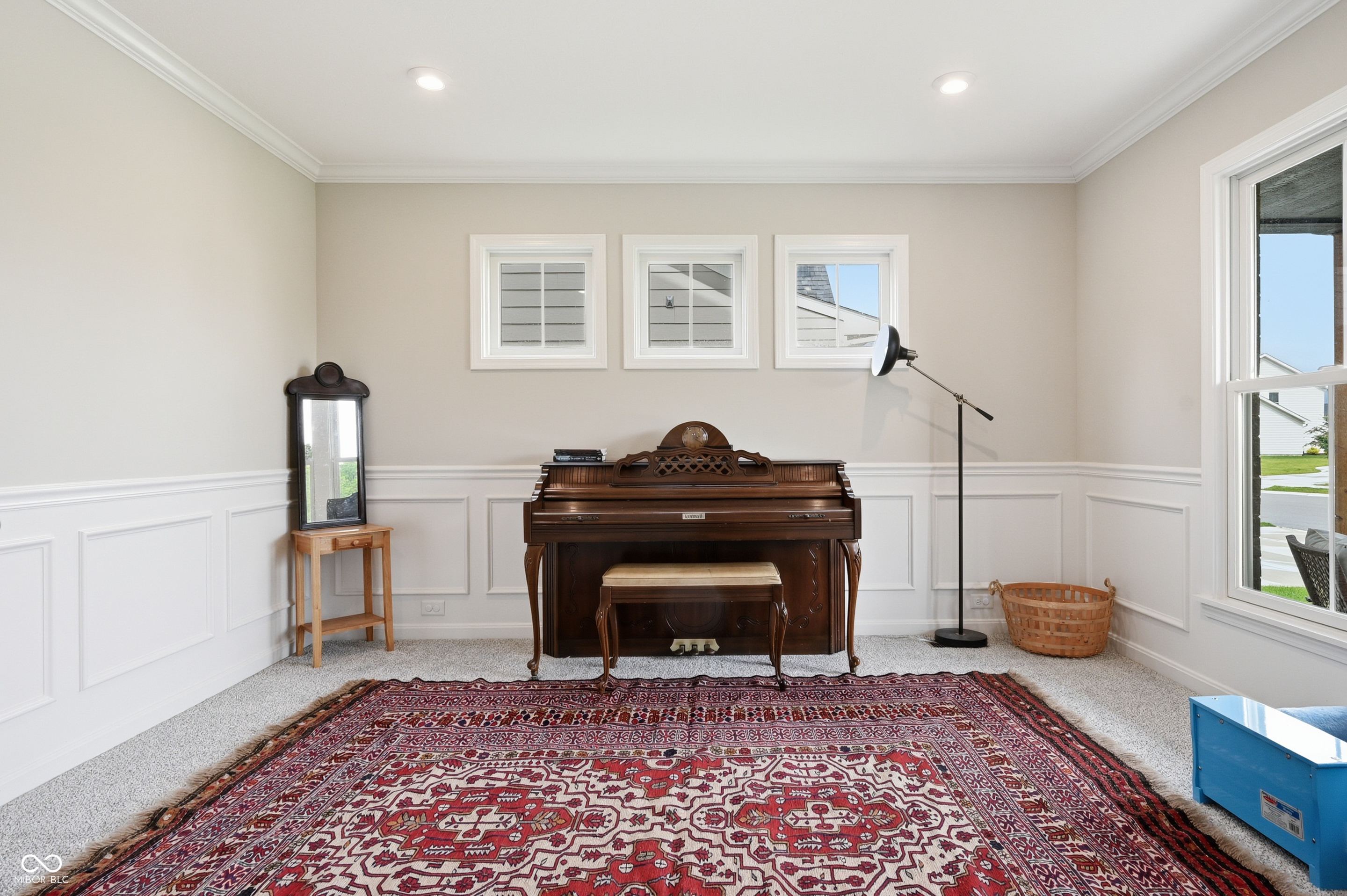 227 Oakhurst Way