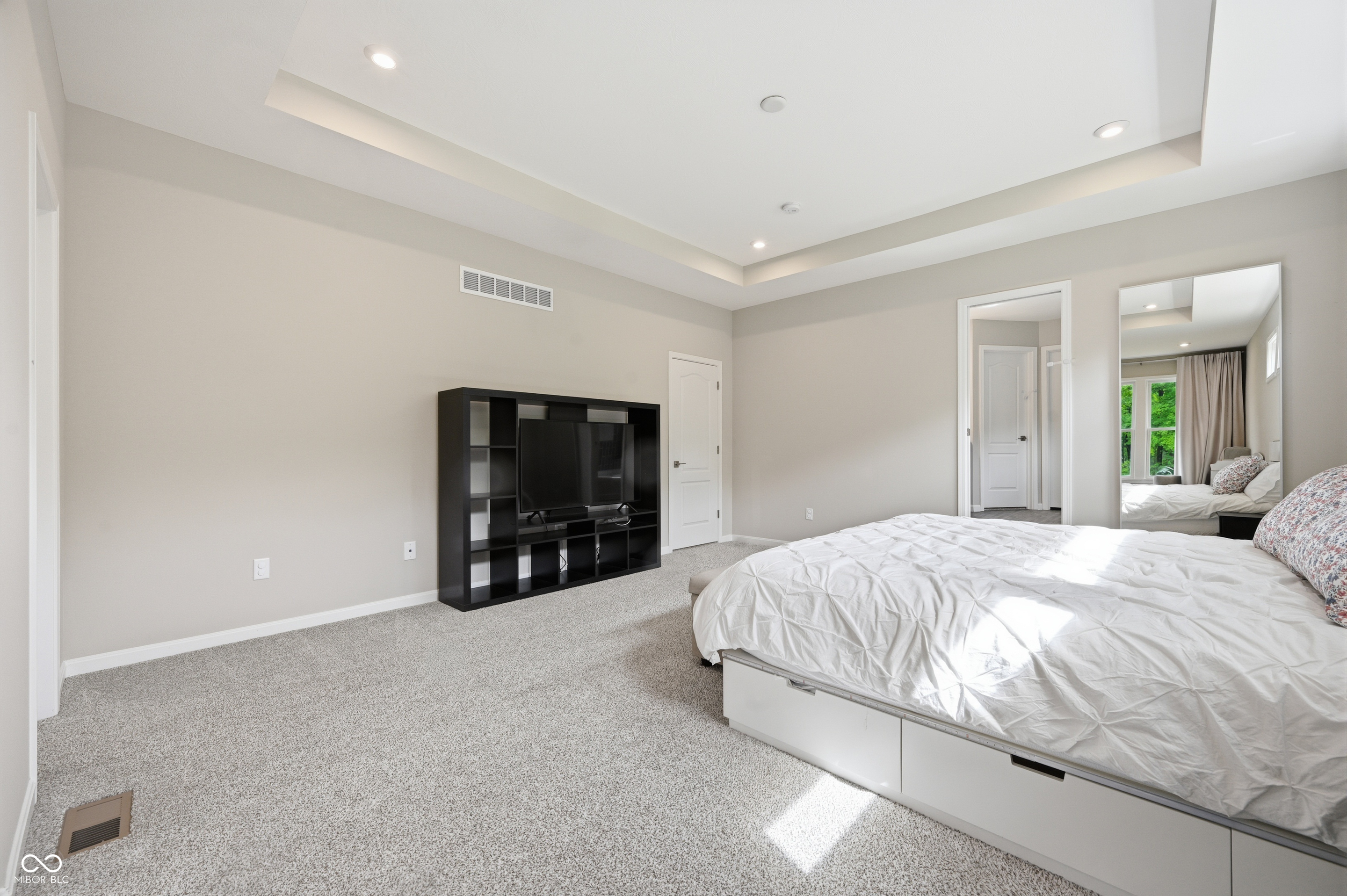 227 Oakhurst Way