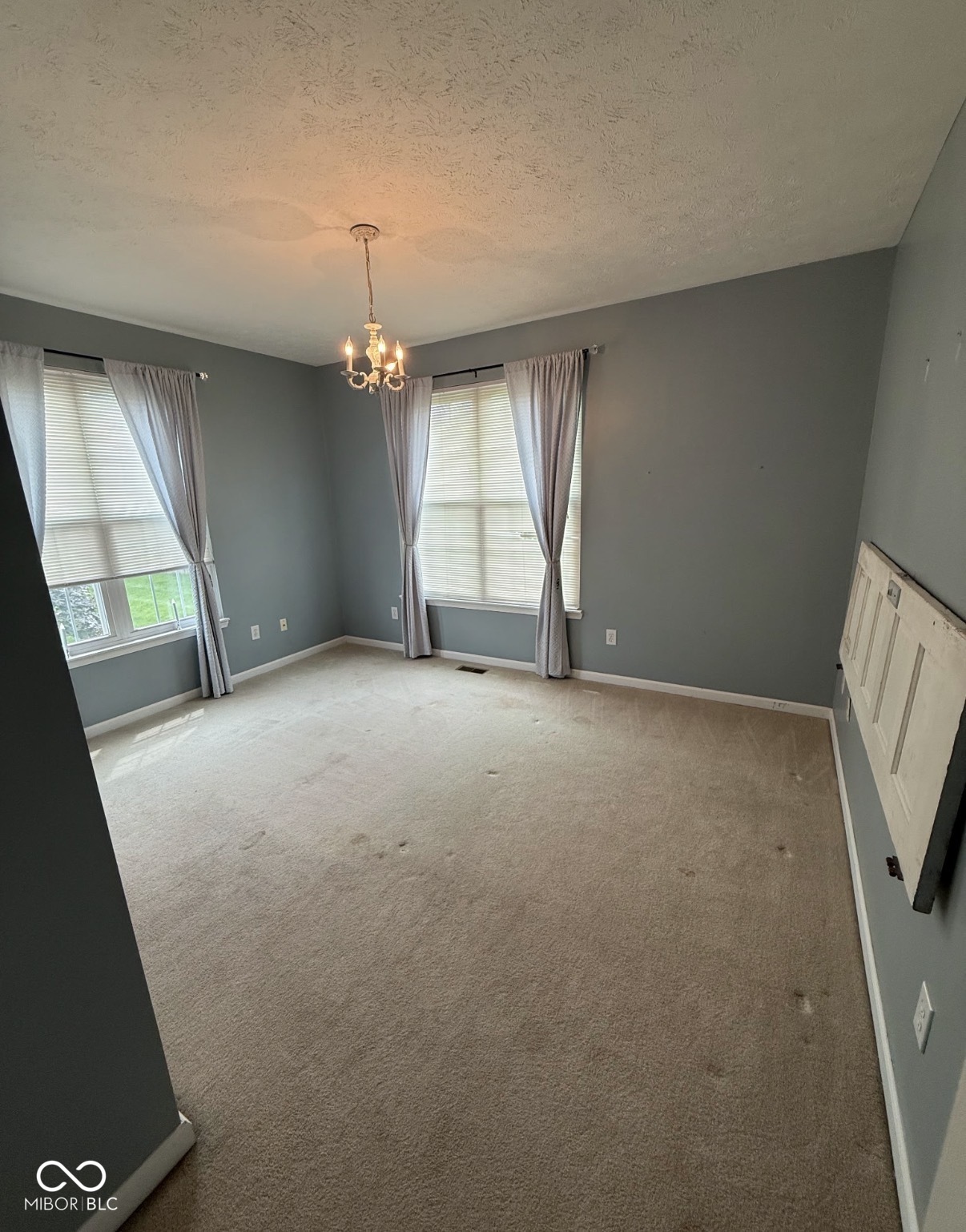 2353 Colfax Lane