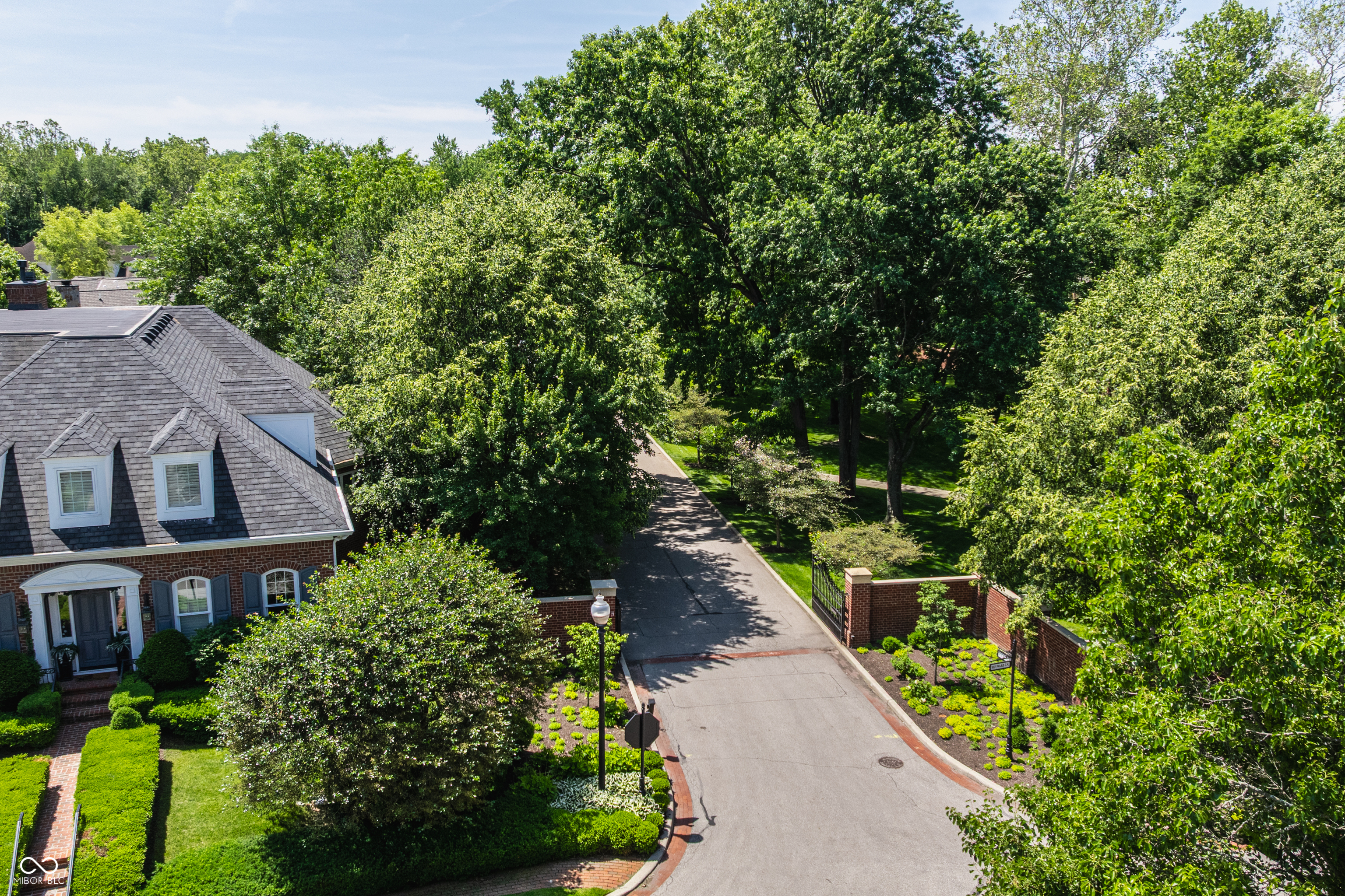 8071 Hopkins Lane