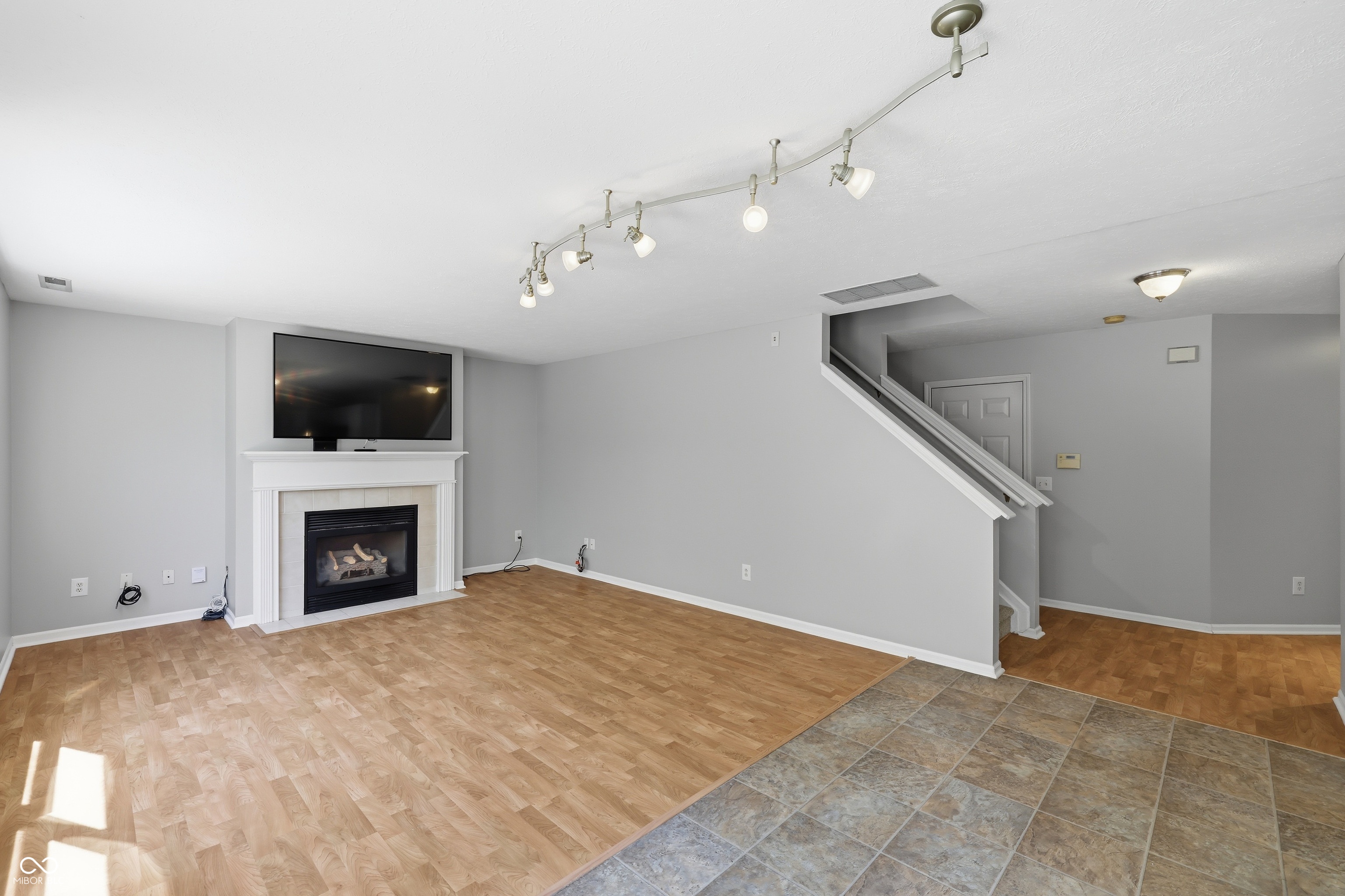 10207 Tybalt Drive