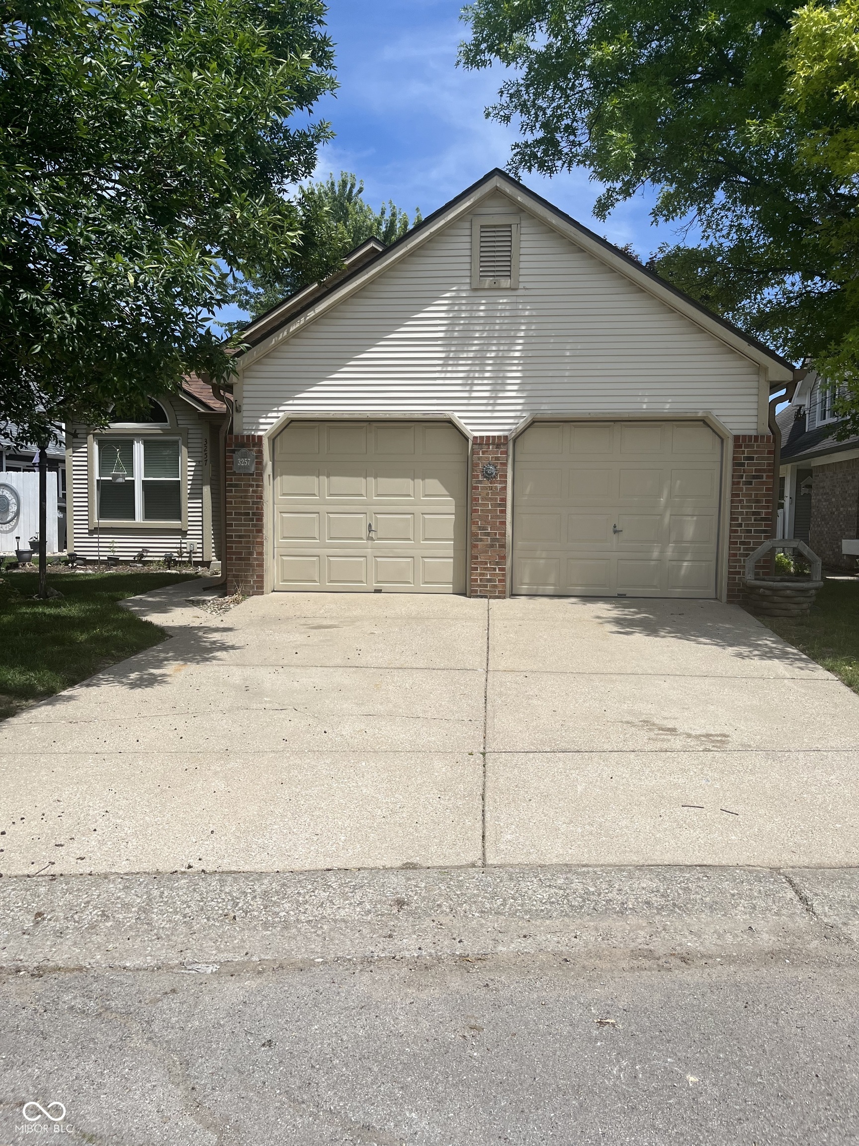 3257 Aqueous Lane