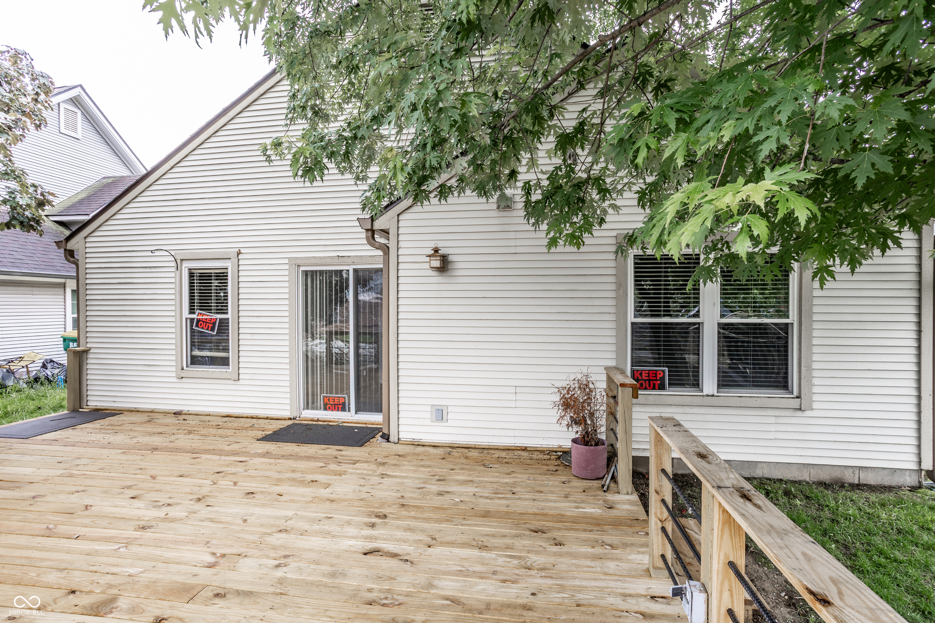 3257 Aqueous Lane