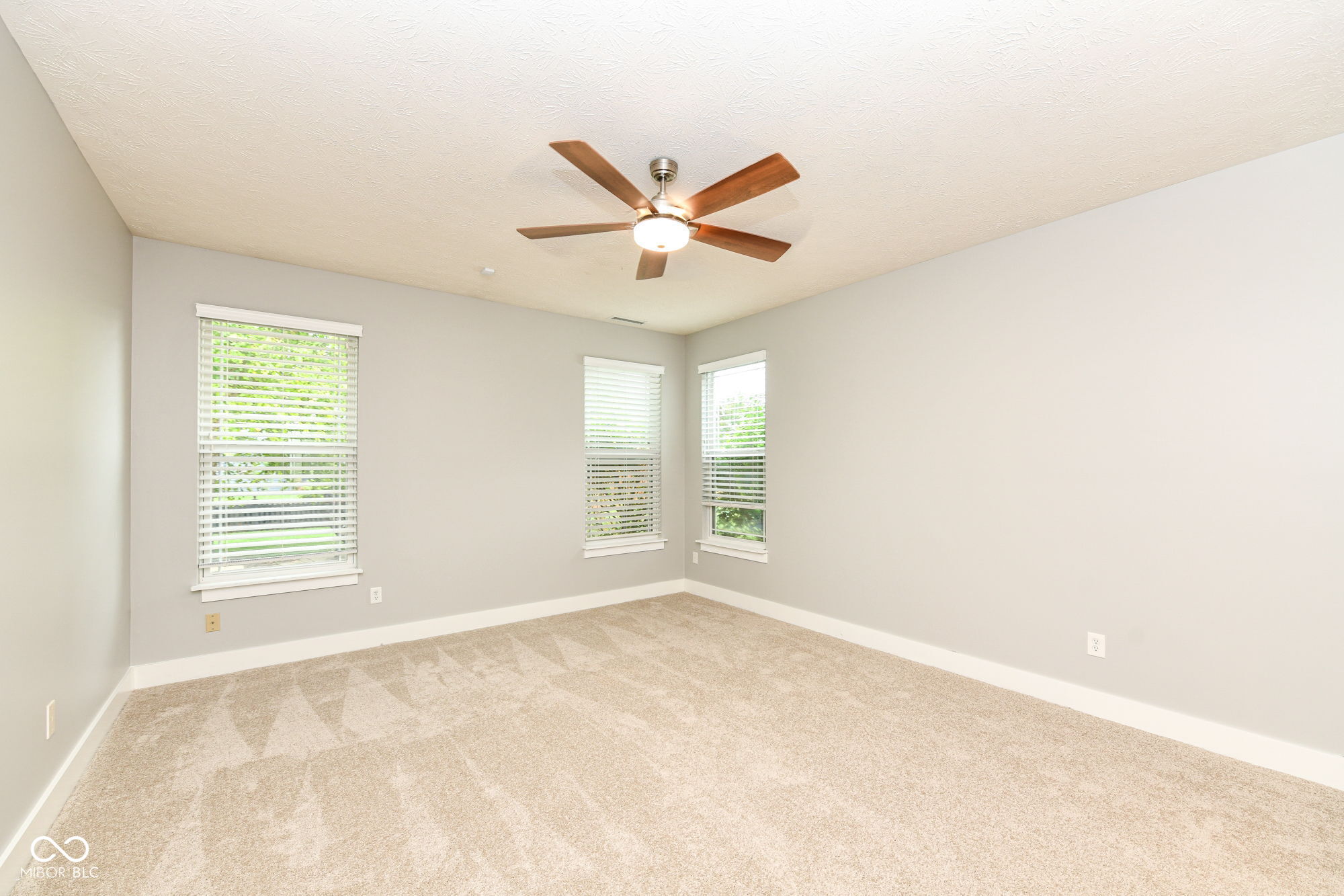 15770 Chapel Park Drive E