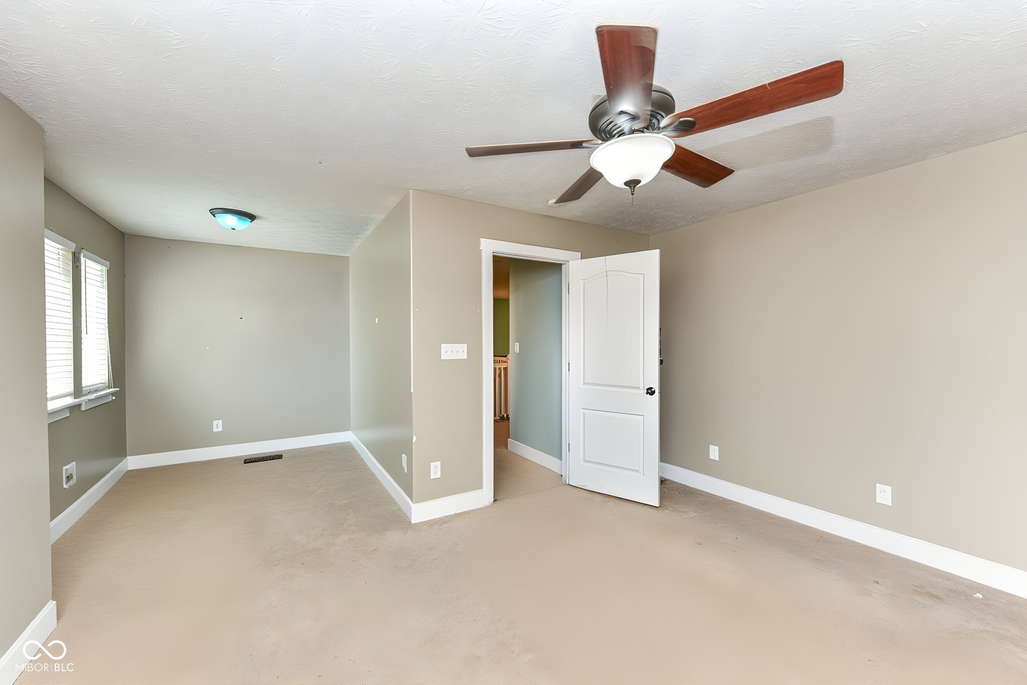 15770 Chapel Park Drive E