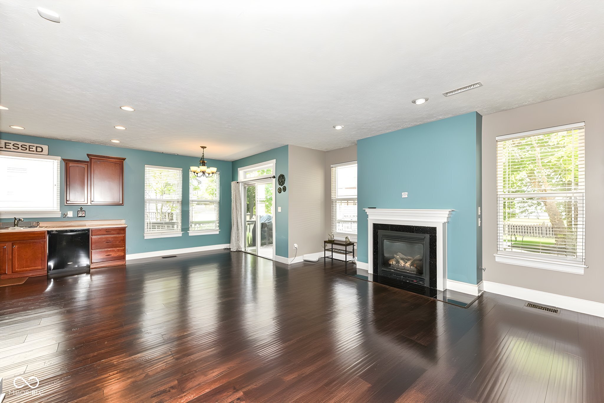 15770 Chapel Park Drive E