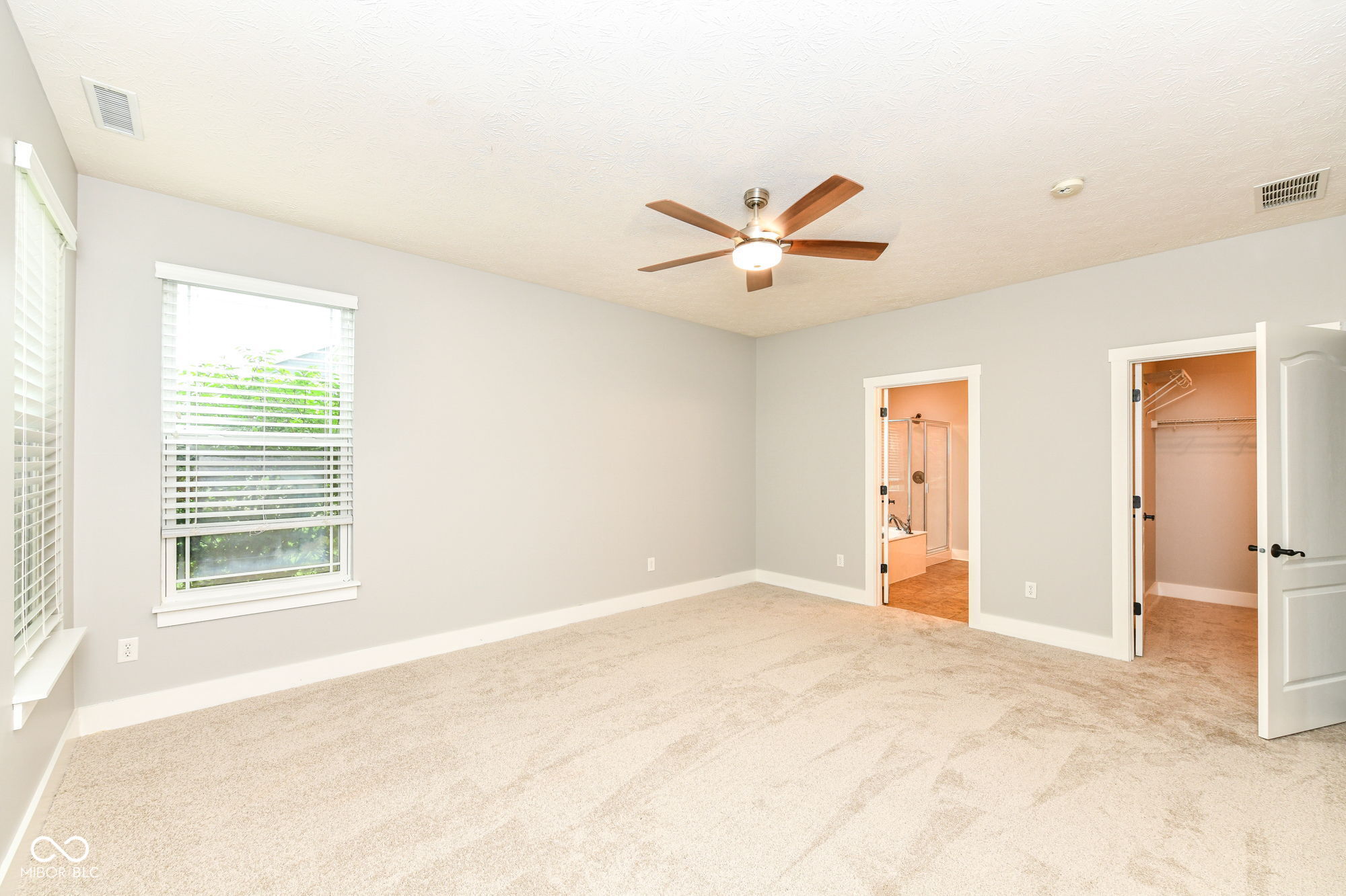 15770 Chapel Park Drive E