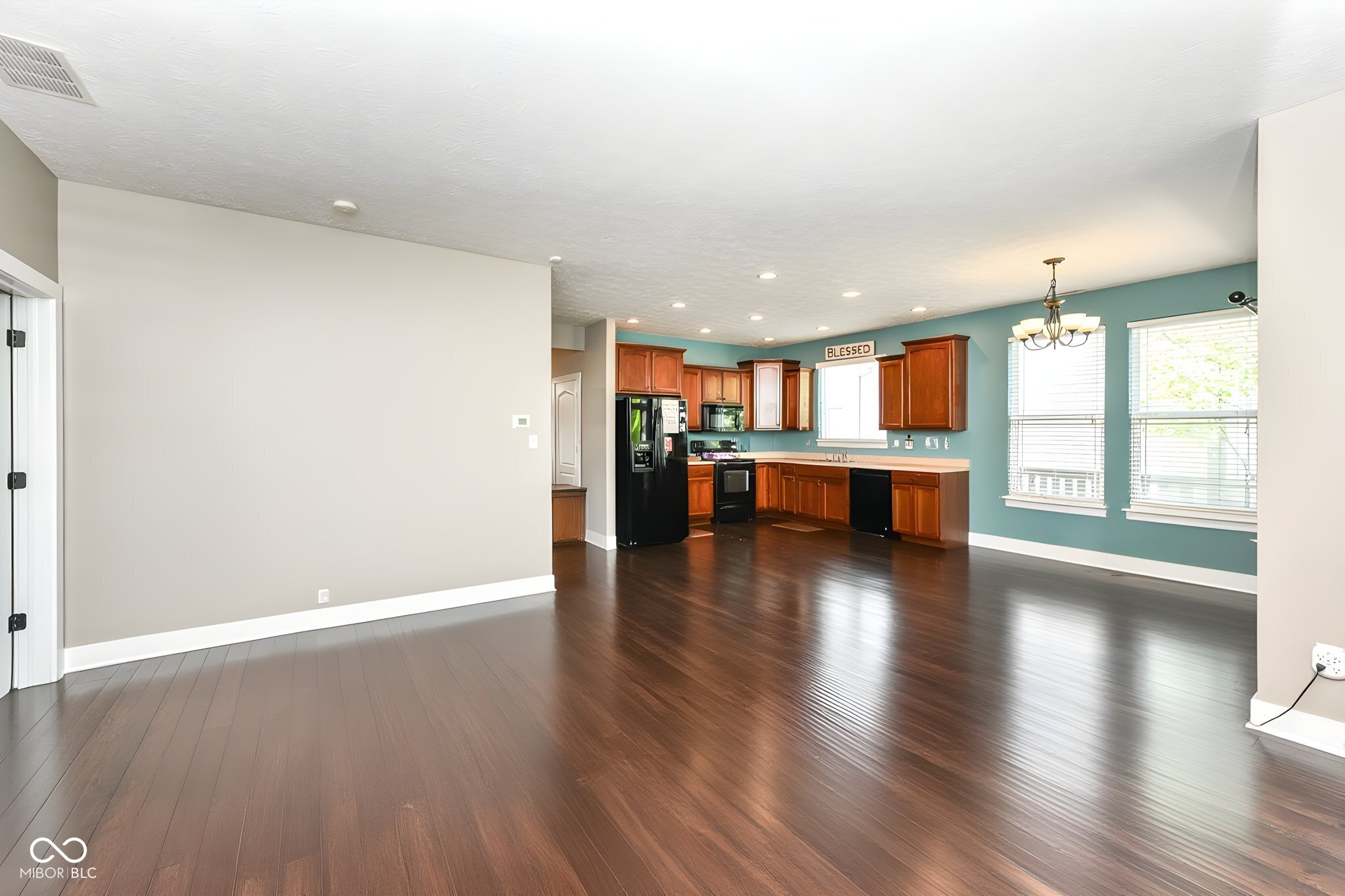 15770 Chapel Park Drive E