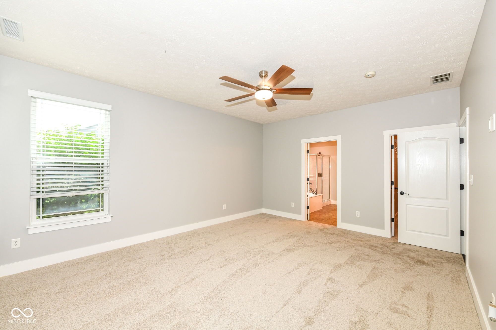 15770 Chapel Park Drive E