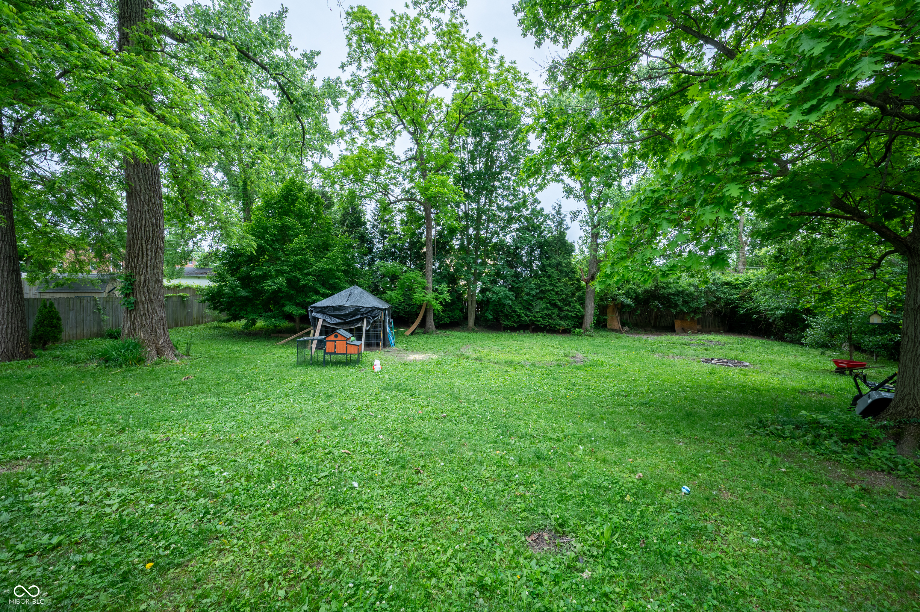5913 Winston Drive