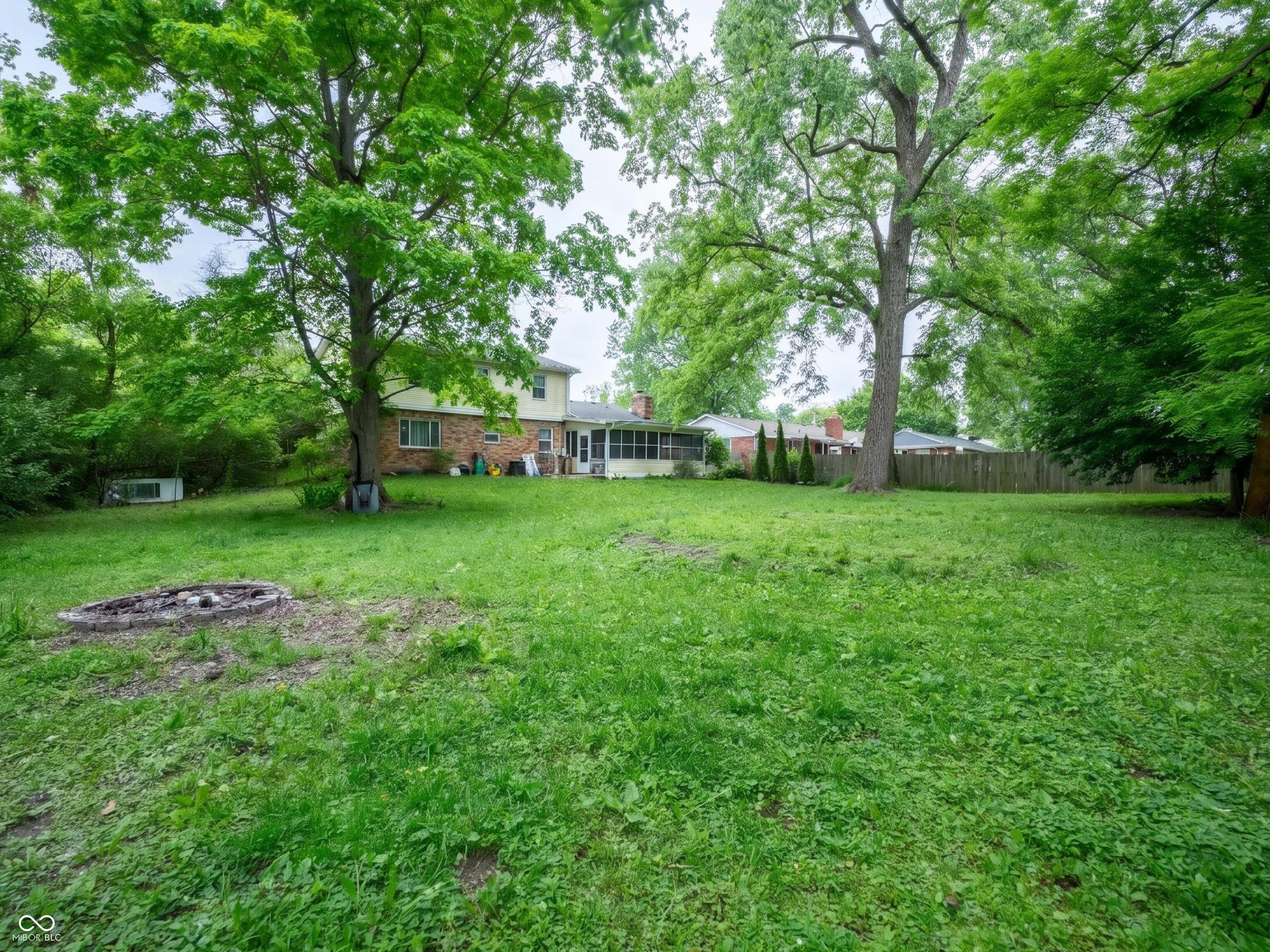 5913 Winston Drive