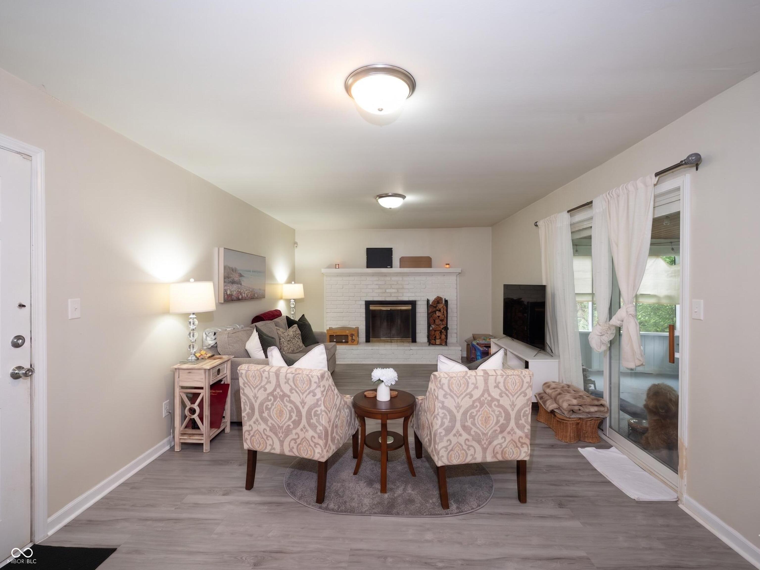 5913 Winston Drive
