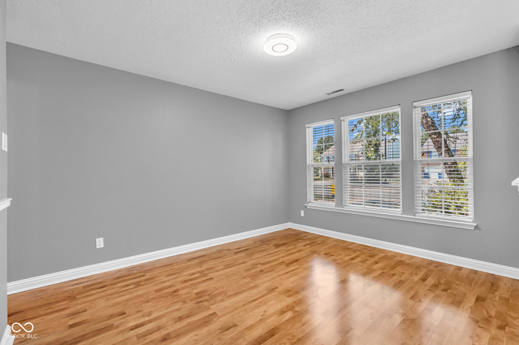 10413 Corning Way