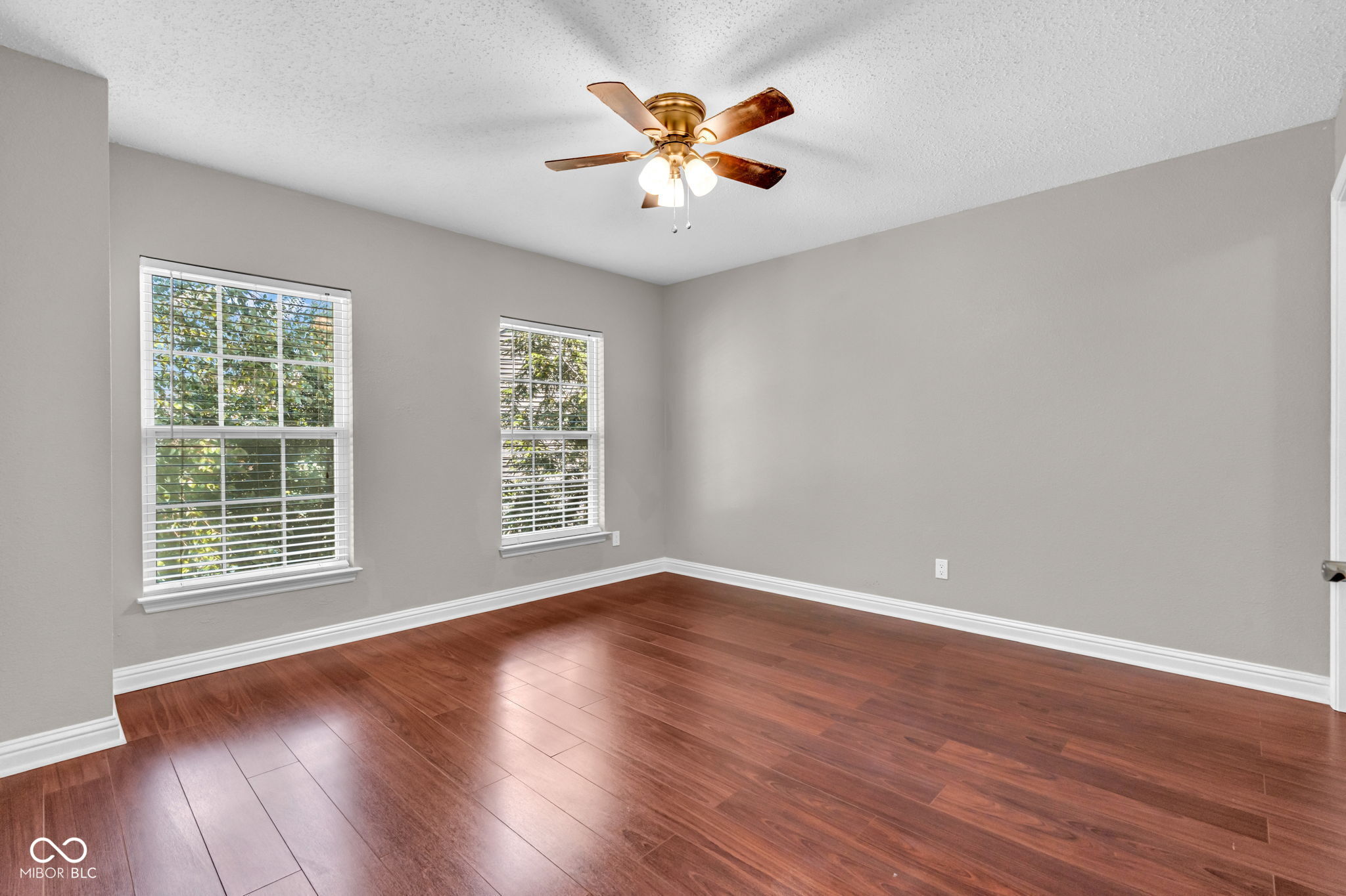 10413 Corning Way