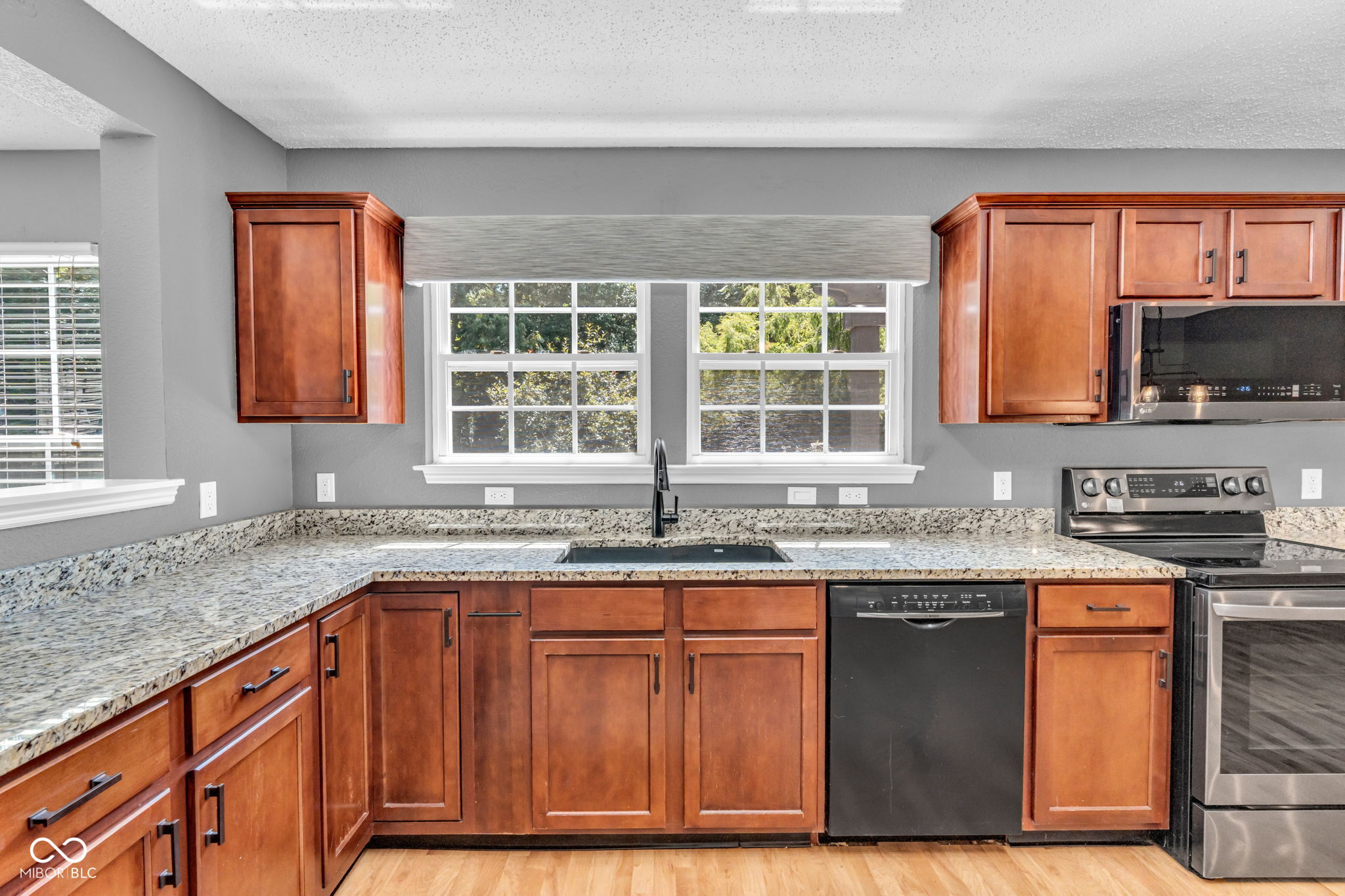 10413 Corning Way