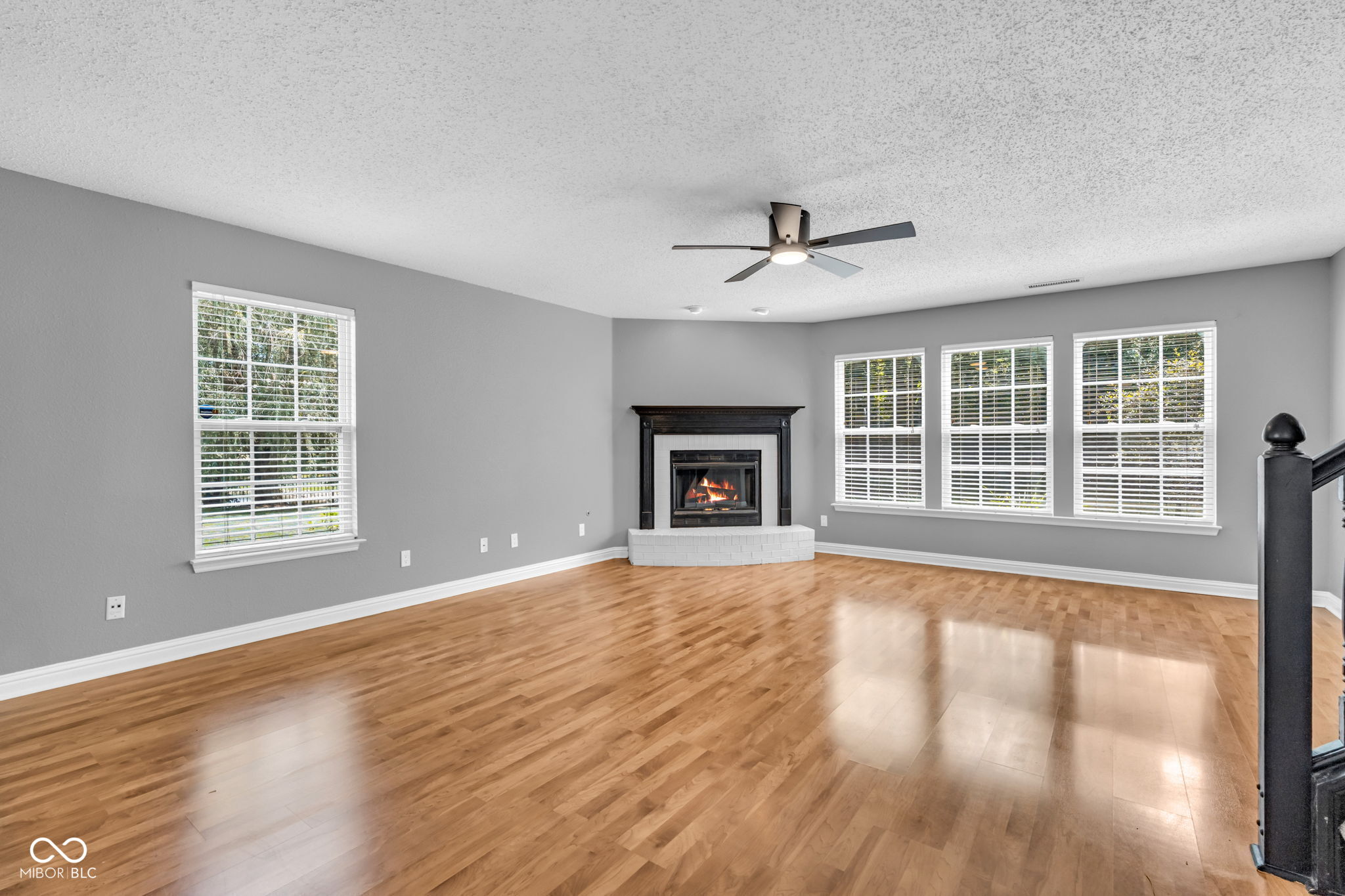 10413 Corning Way