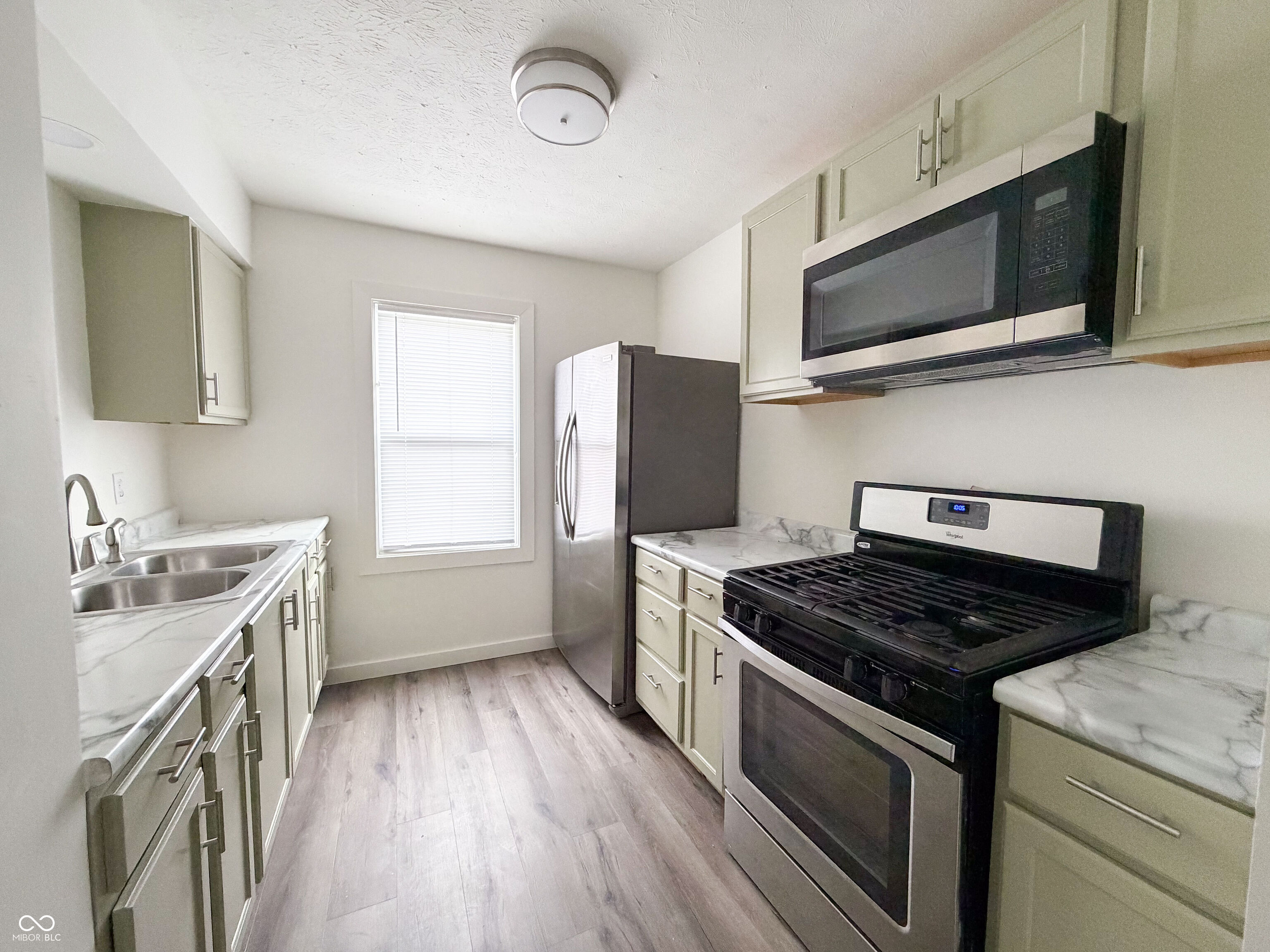 3533 Orchard Avenue