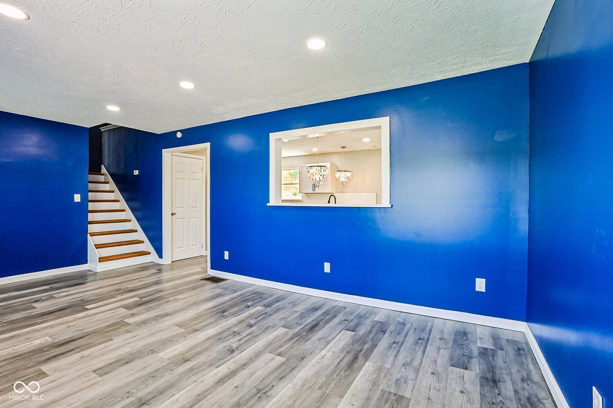 8033 Wysong Drive