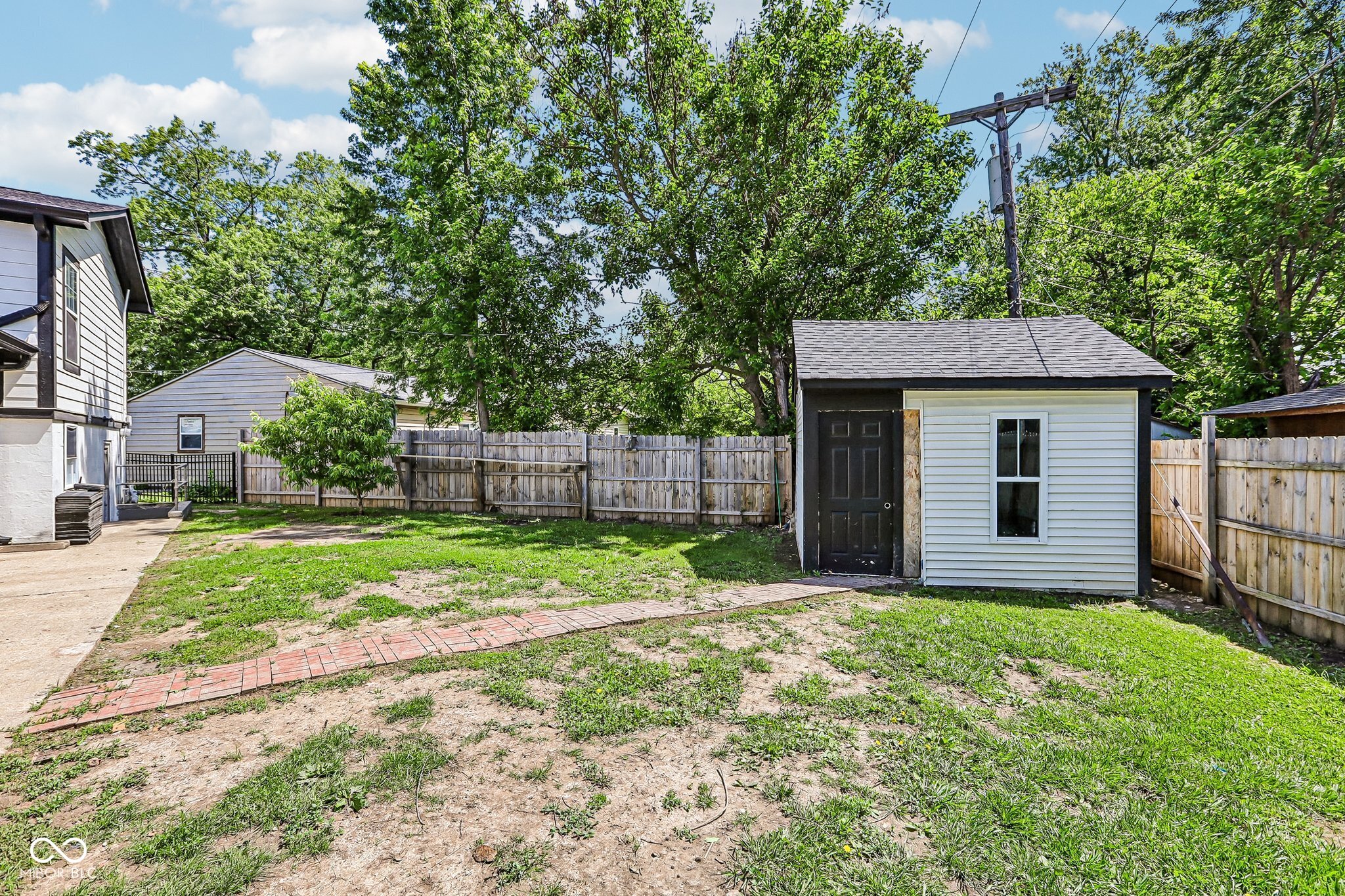 8033 Wysong Drive