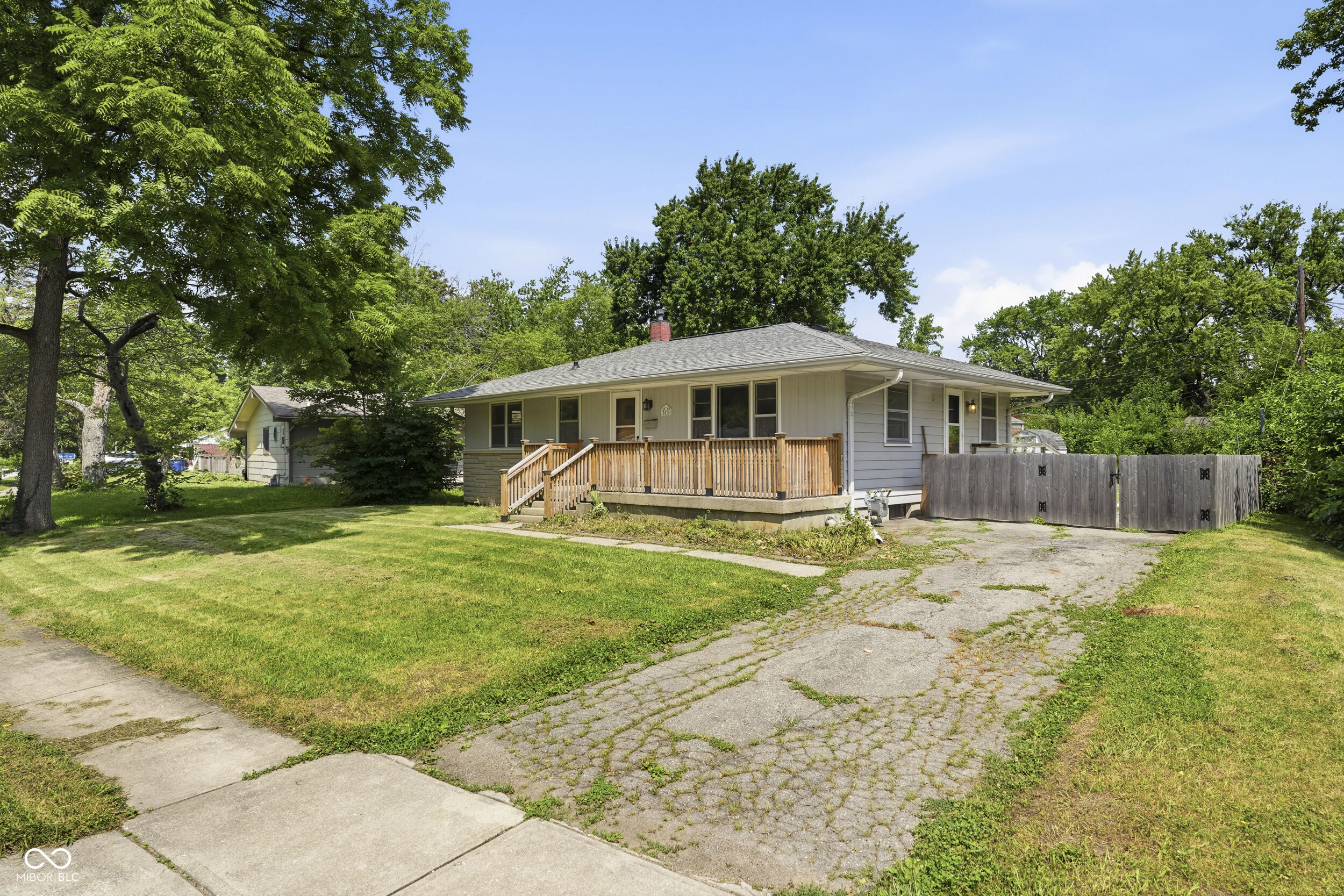 7436 E 50th Street