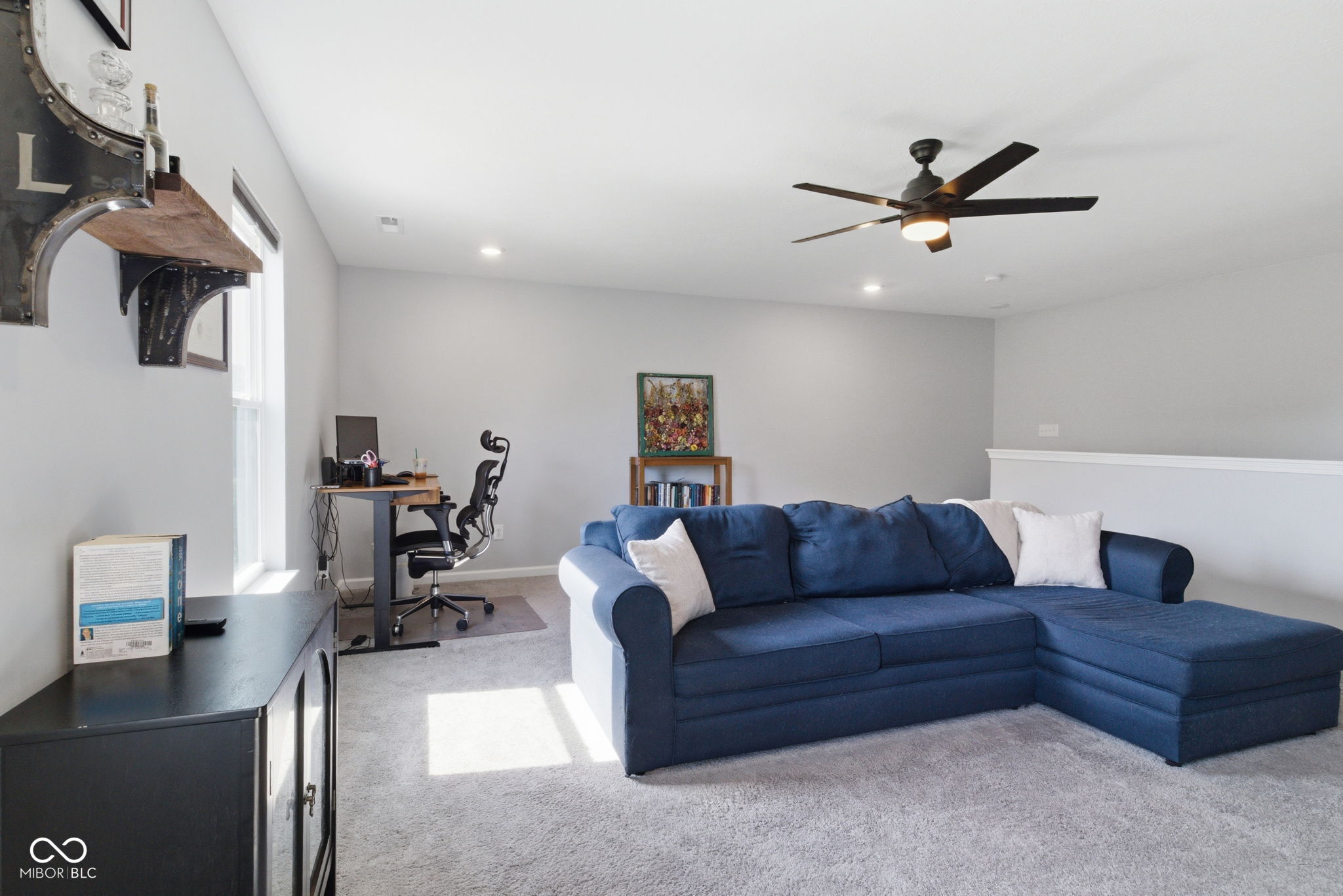 8376 Hulton Road