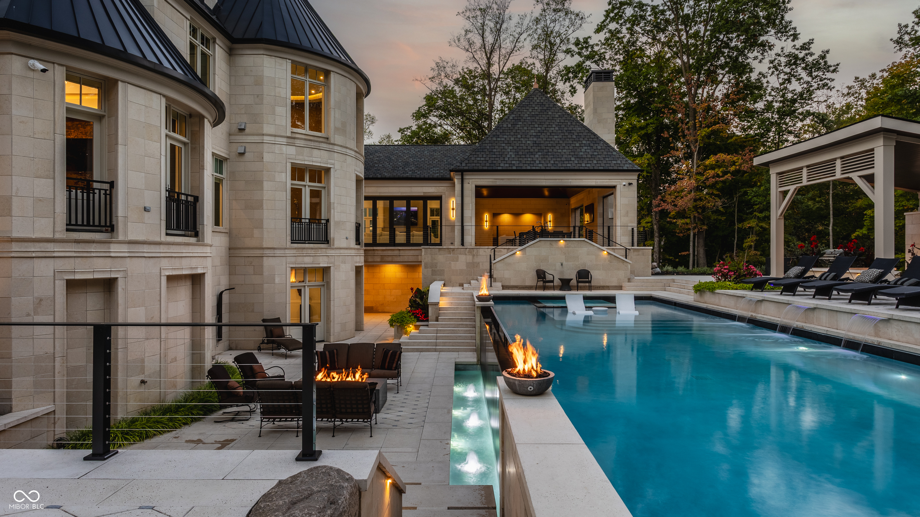 10585 Hussey Lane