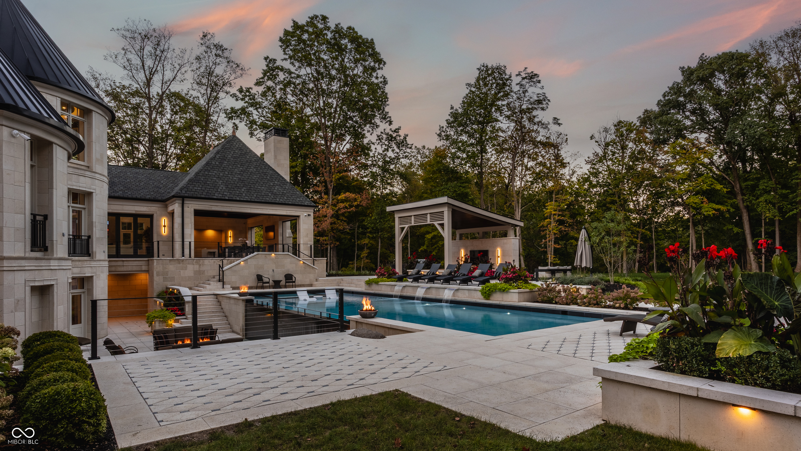 10585 Hussey Lane