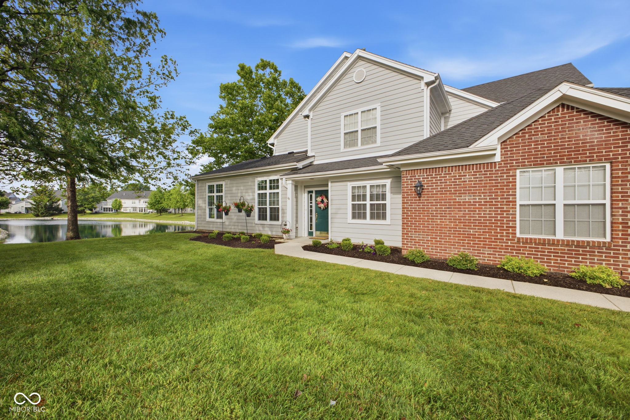 9577 Sweet Clover Way