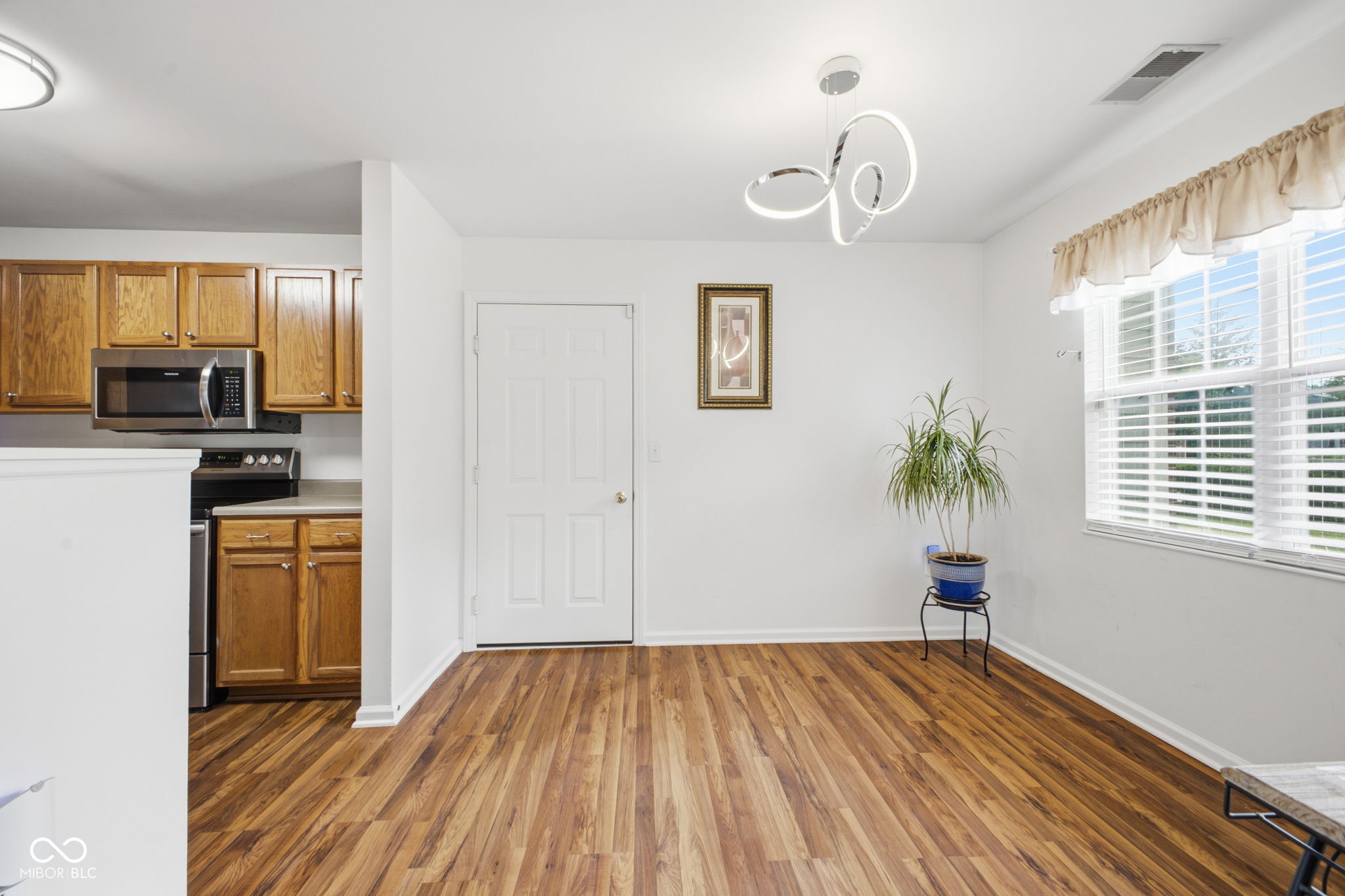 9577 Sweet Clover Way
