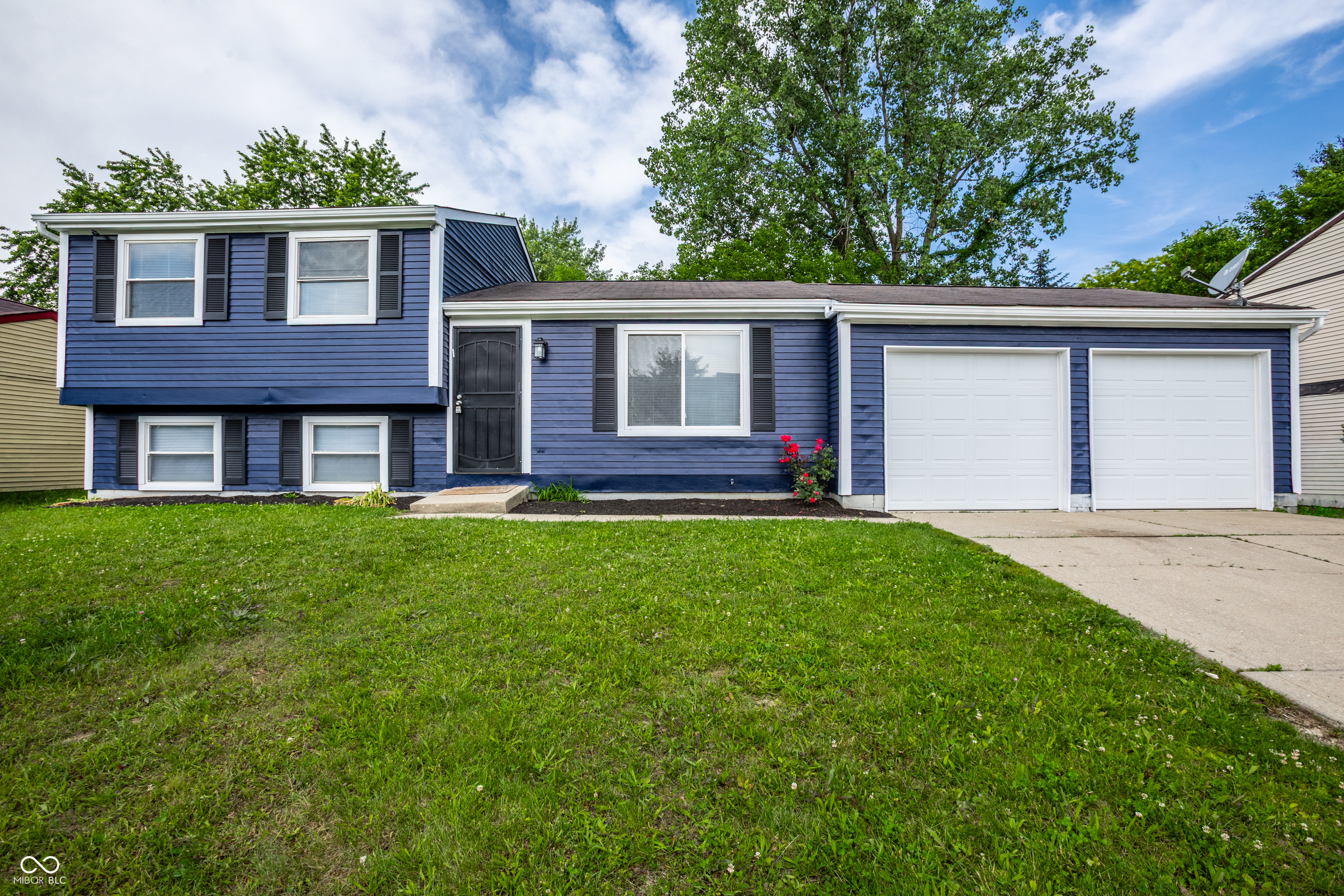 612 Woodlark Drive