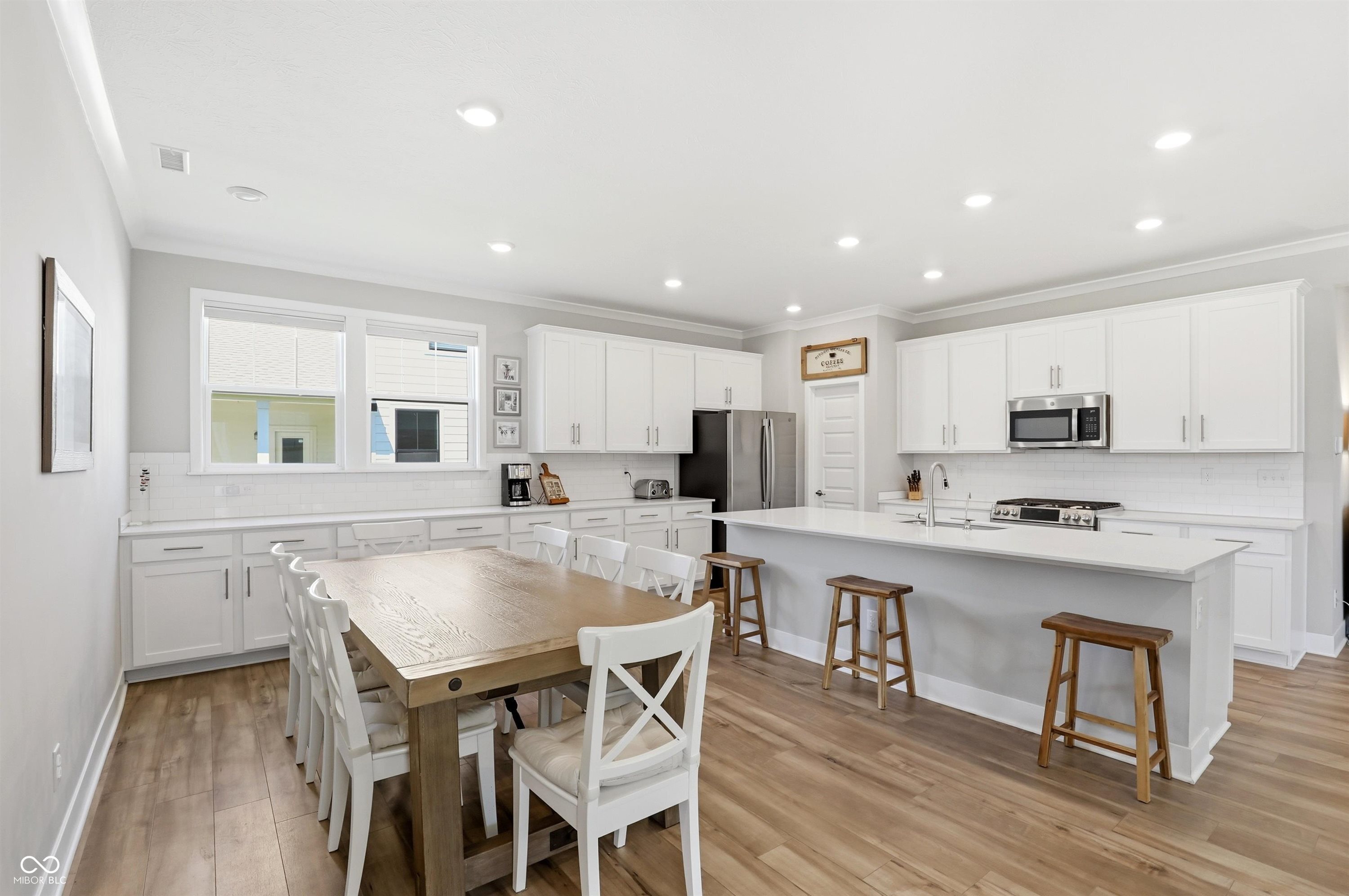 2253 W 171st Street