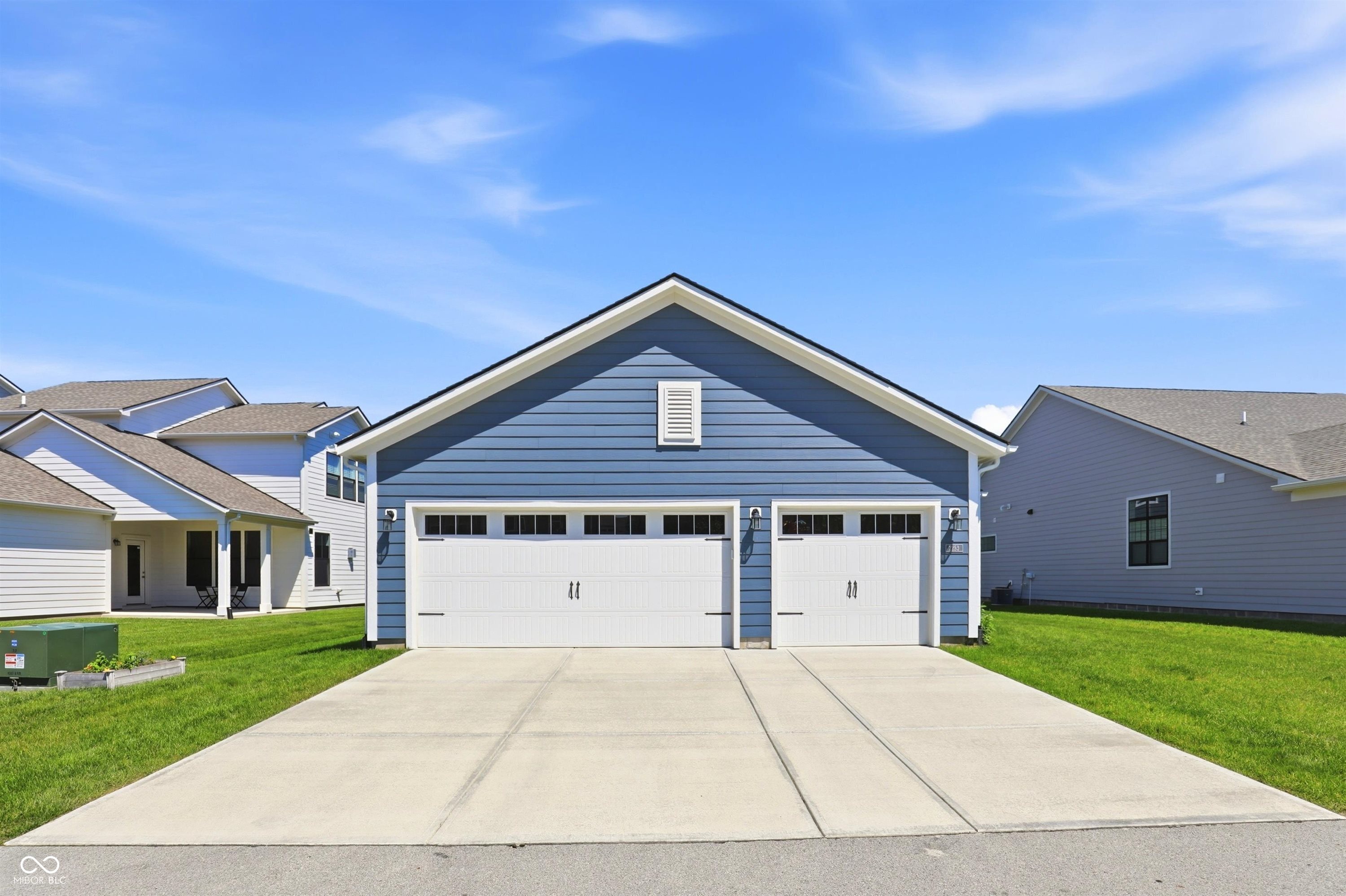 2253 W 171st Street